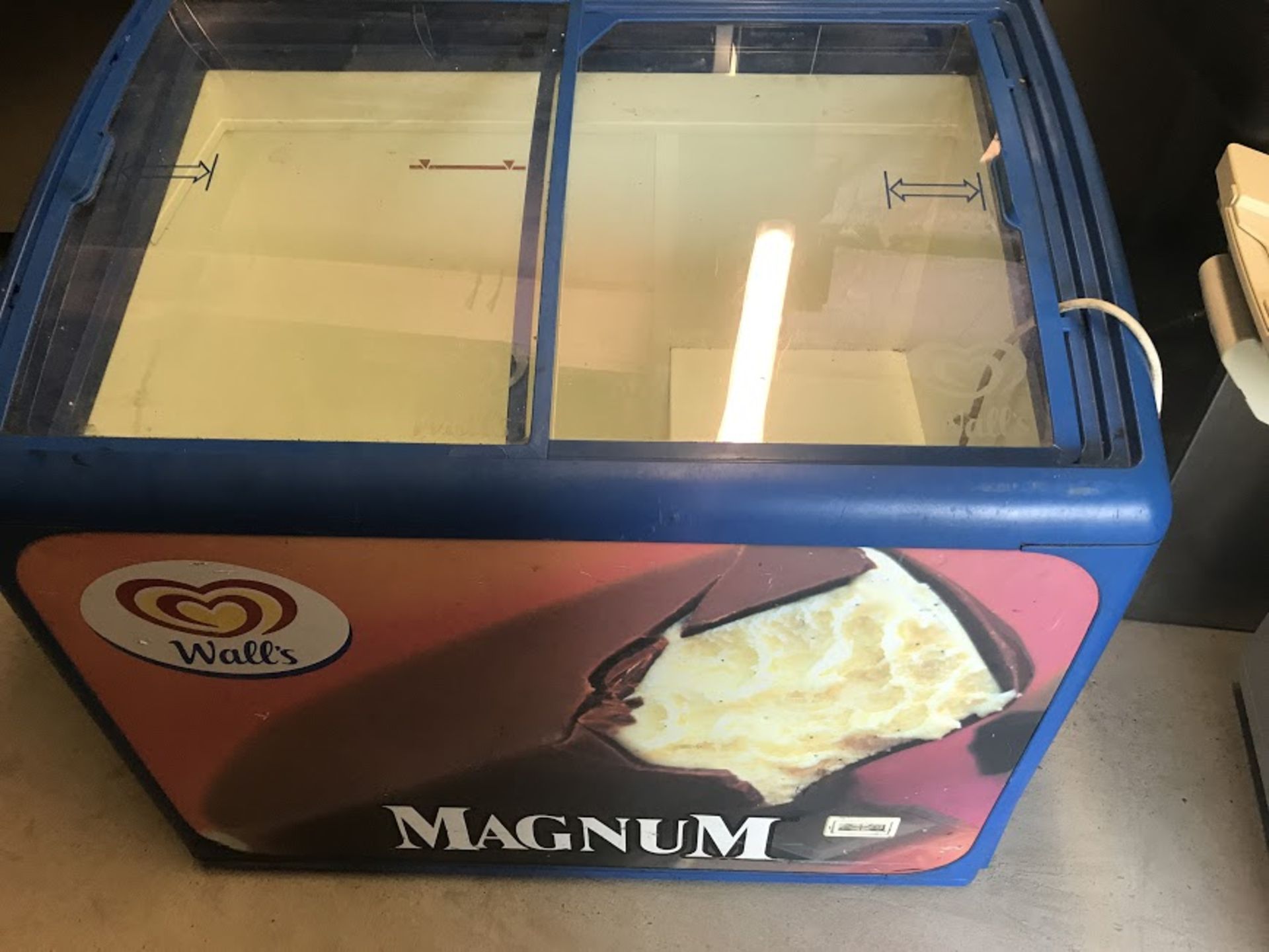 Walls Magnum Ice Cream Freezer