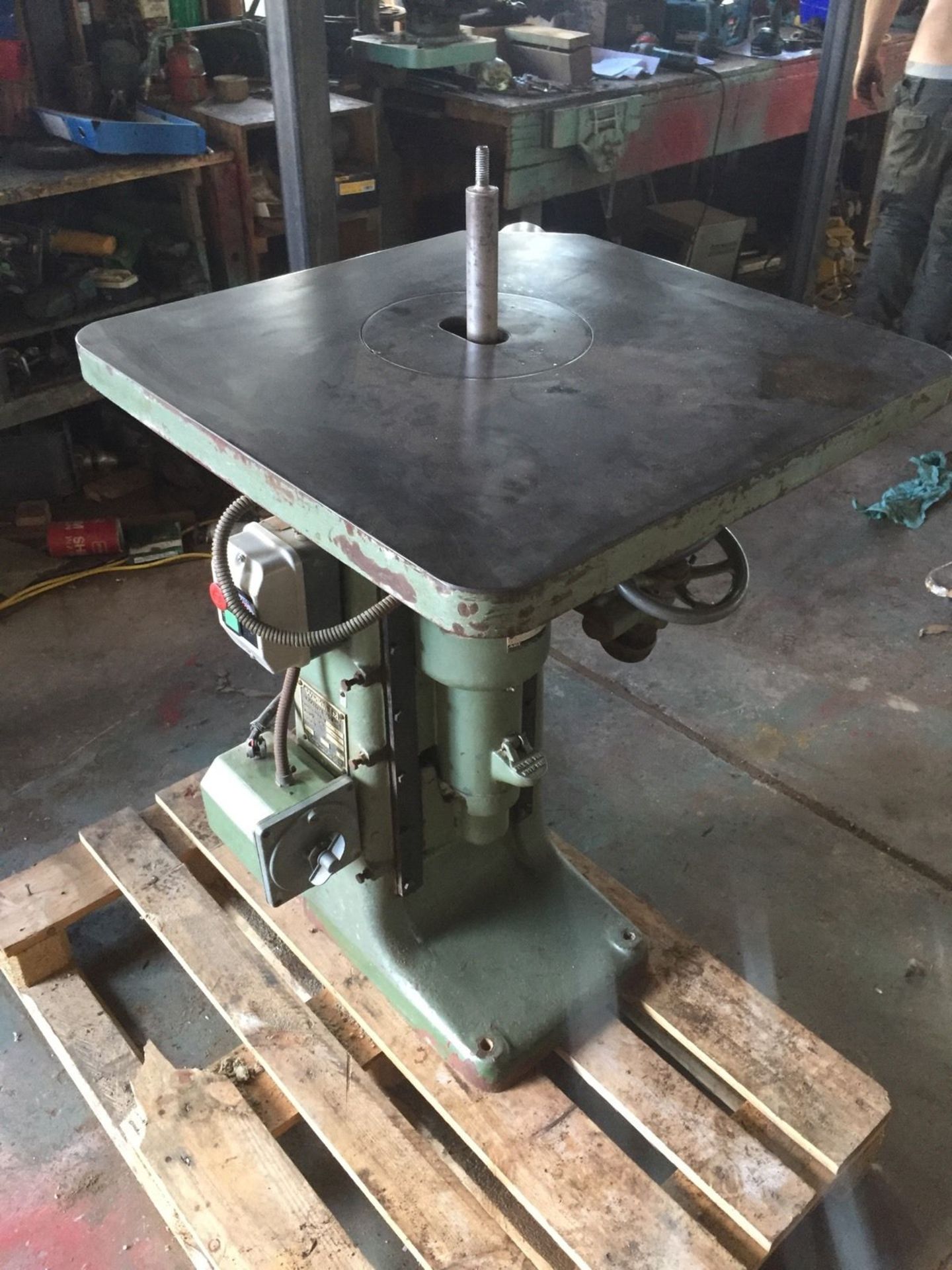 Wadkin JY Bobbin Oscilatting Vertical Sander