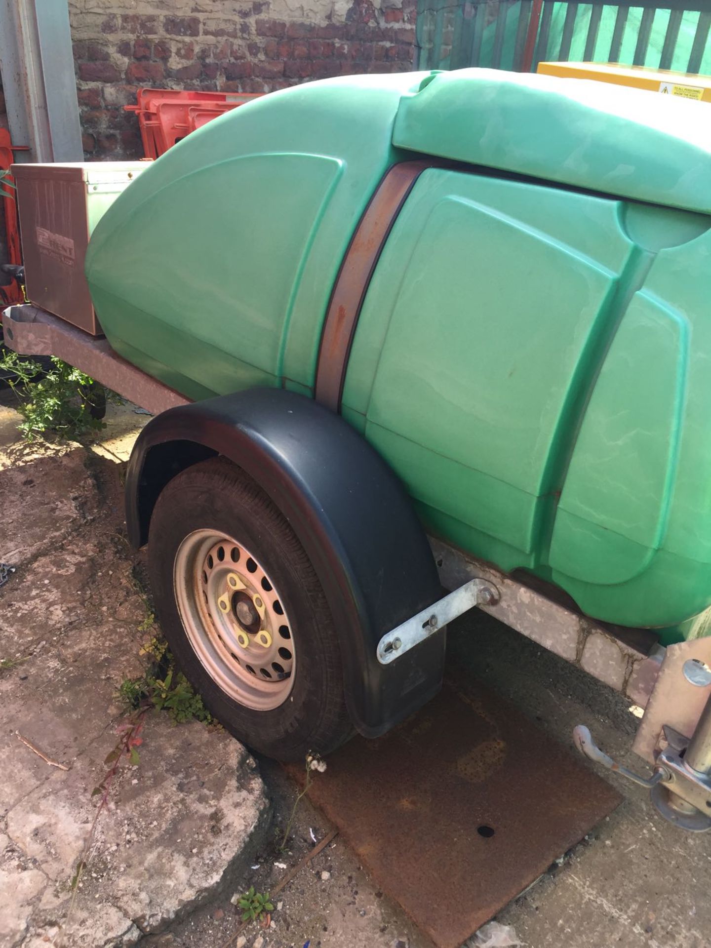 1000 Litre Water Bowser/ Water Tank Trailer - Image 5 of 5