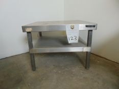 MOFFAT V Sturdy Stainless Steel Table