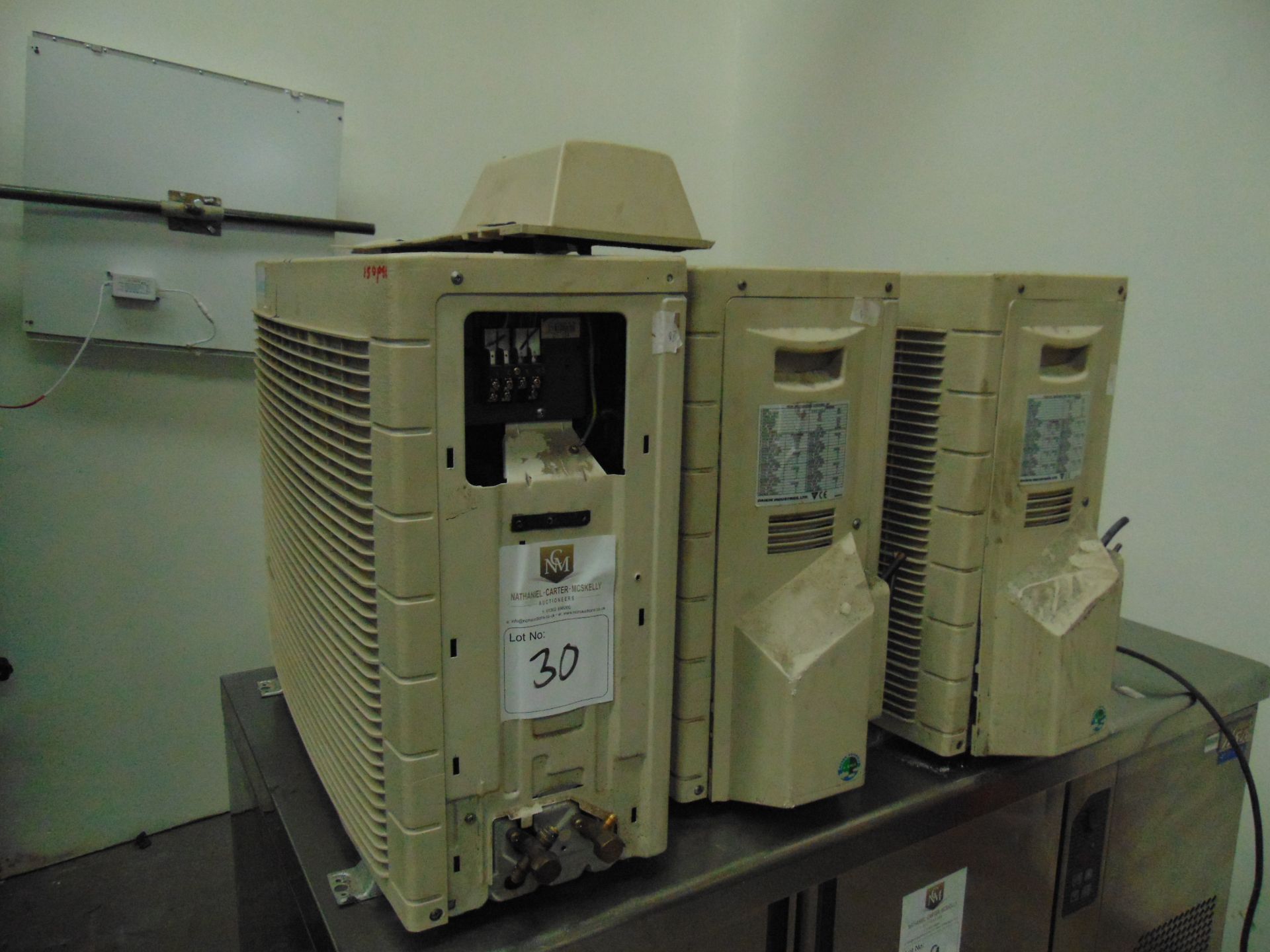 Daikin Industries Airconditioning Units x 3