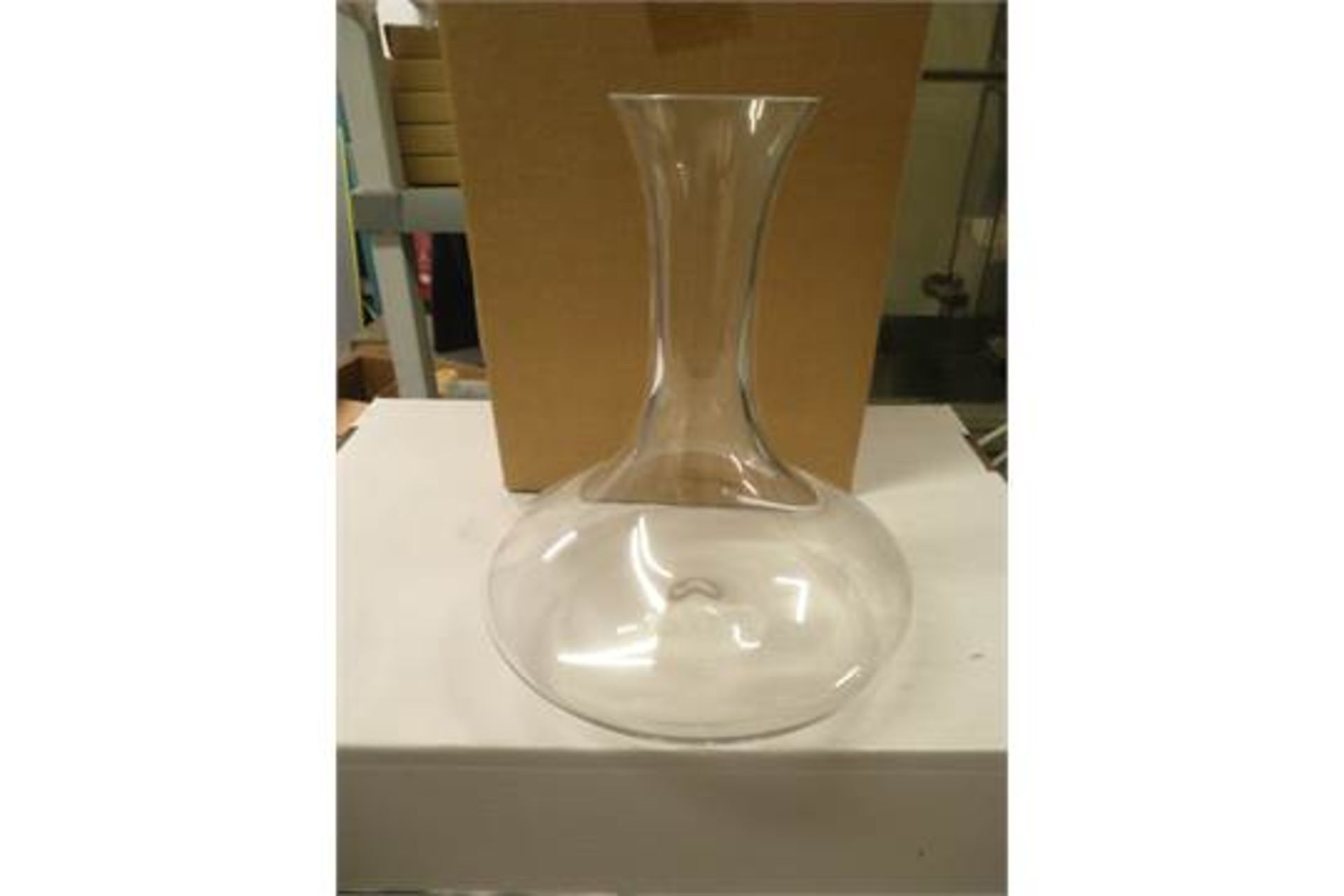 2 Boxed Glass Decanters With Flat Bases