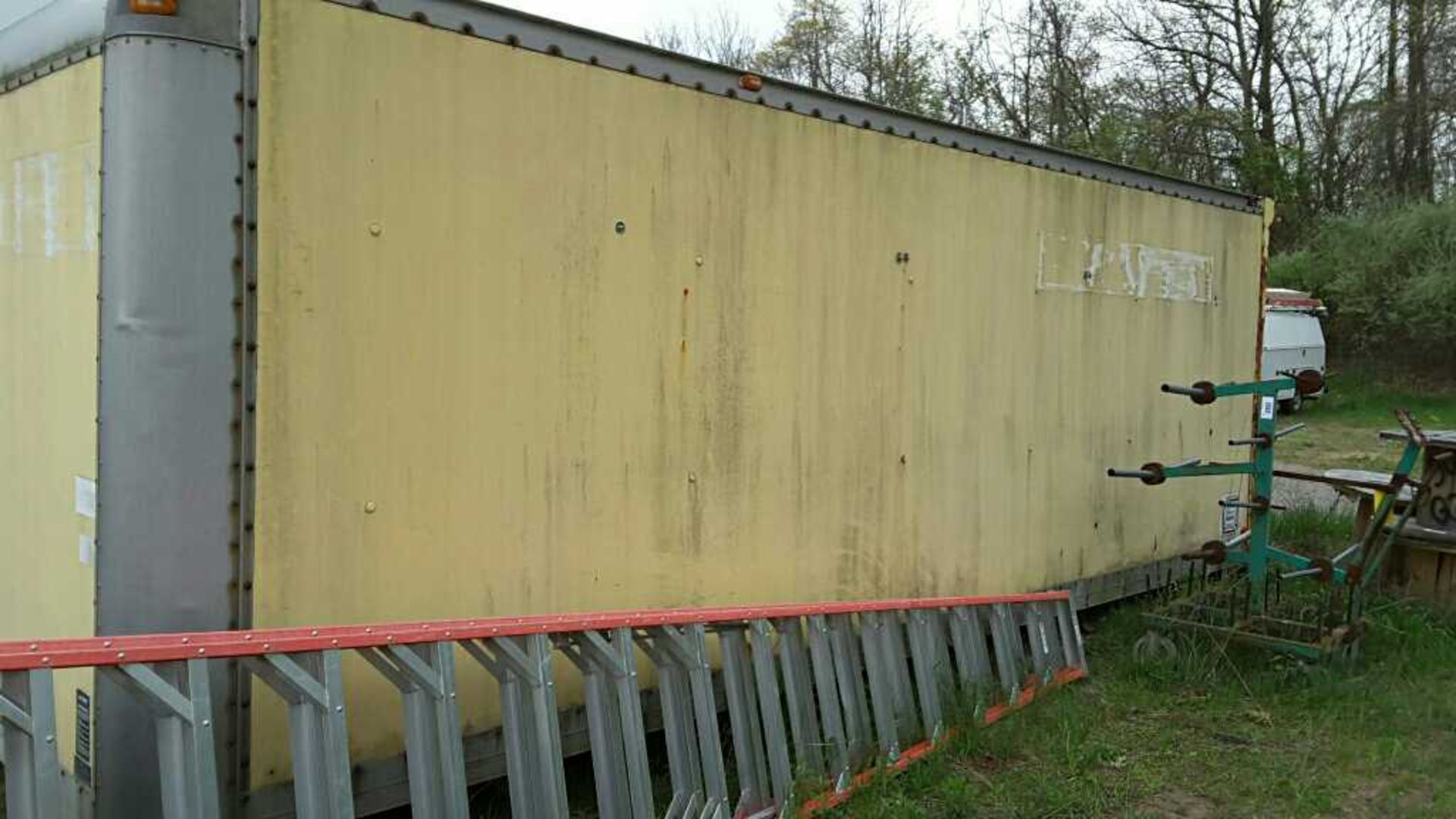 Semi Truck Box 8' x 22' - Yellow - Image 6 of 6