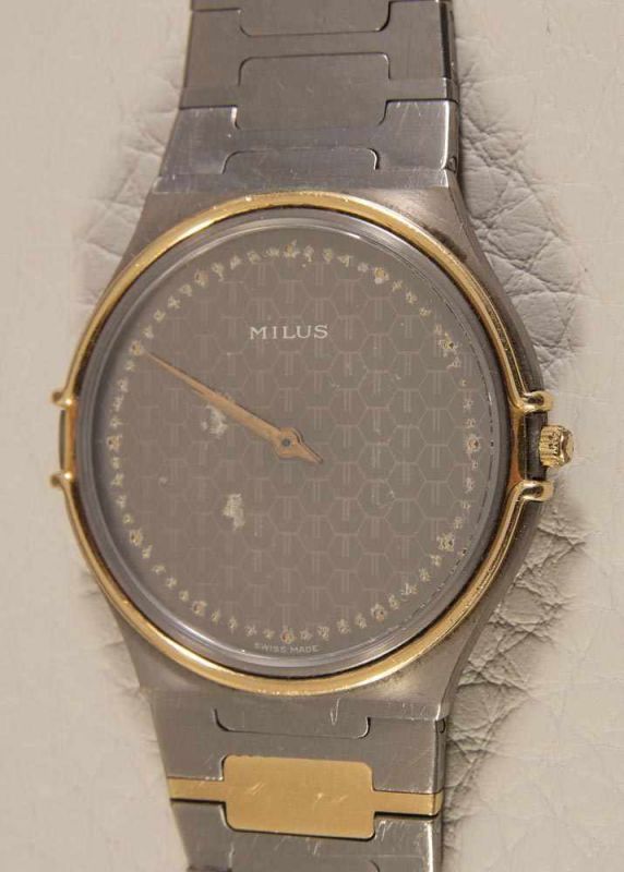 "Milus" Titan & gold Herrenarmbanduhr, 1980er/90er Jahre. Modell "Titan & Gold". Saphirglas. No - Image 2 of 6