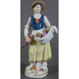 "Marketenderin". Meissen. 1. Wahl. Höhe ca. 18,5 cm. Spätes 20. Jhd.