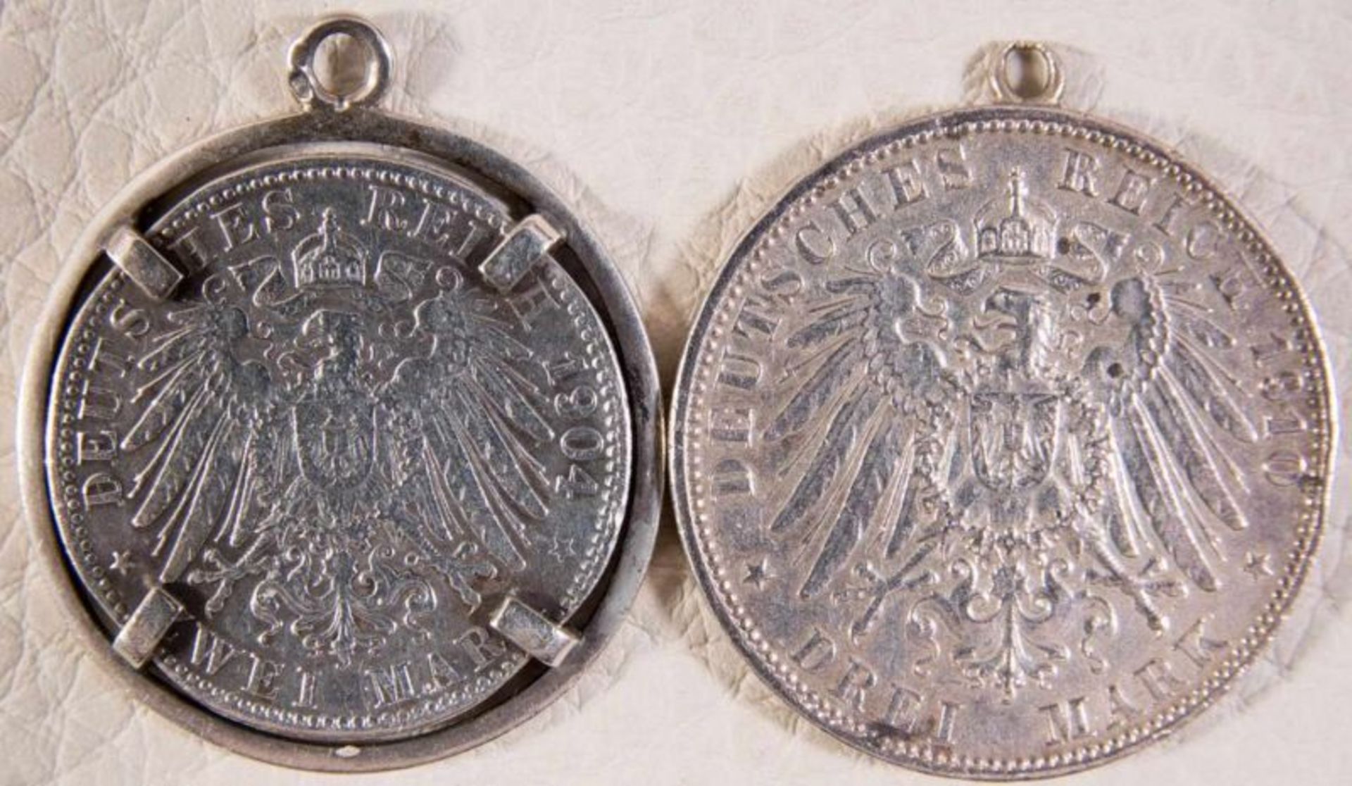 2 Münzanhänger. Silber, Deutsches Reich: 1 x zwei Mark, Bayern 1904, Buchstabe "D". In loser - Image 2 of 3