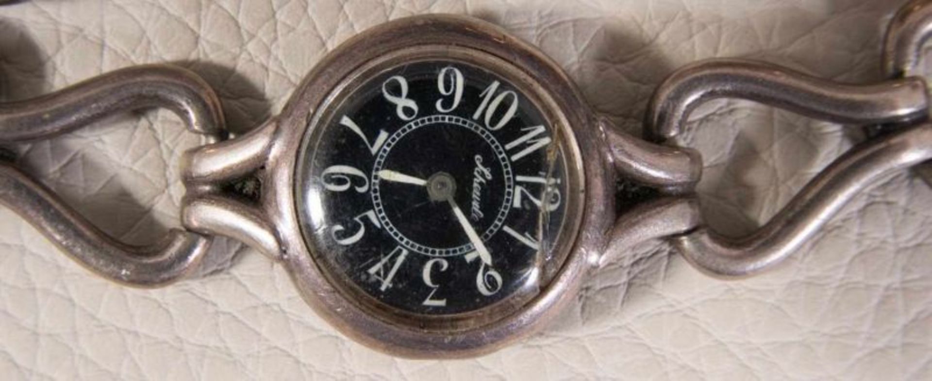 7teiliges Konvolut alter/antiker Uhren. Bestehend aus 4 Armband- & 3 Taschenuhren. Teilweise Silber. - Image 2 of 14