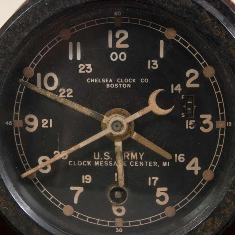 Borduhr der U.S. Army, bez.: "CLOCK MESSAGE CENTER, Mi". Hersteller CHELSEA CLOCK CO. BOSTON. - Image 3 of 4