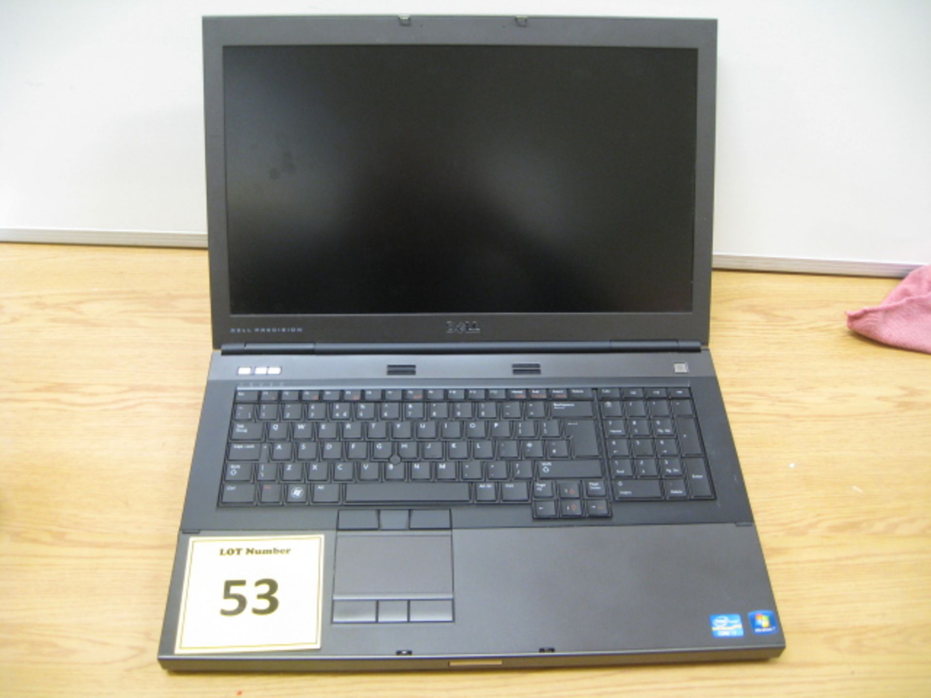 DELL PRECISION M6600 CORE i7 2.3GHZ, 17" LAPTOP. 8GB RAM 750 GB HDD, DVDRW. PROBLEM WITH GRAPHICS-