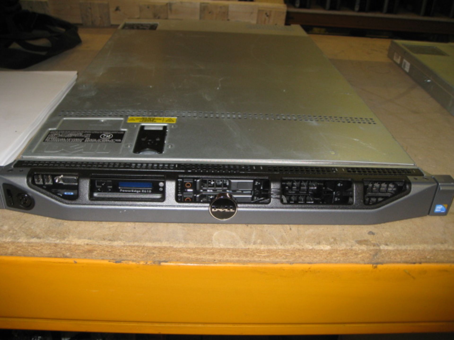 DELL POWEREDGE R610 1U RACKMOUNT FILE SERVER. SIX CORE 2.4GHZ PROCESSOR, 8GB RAM, 2 X 500GB 2.5"