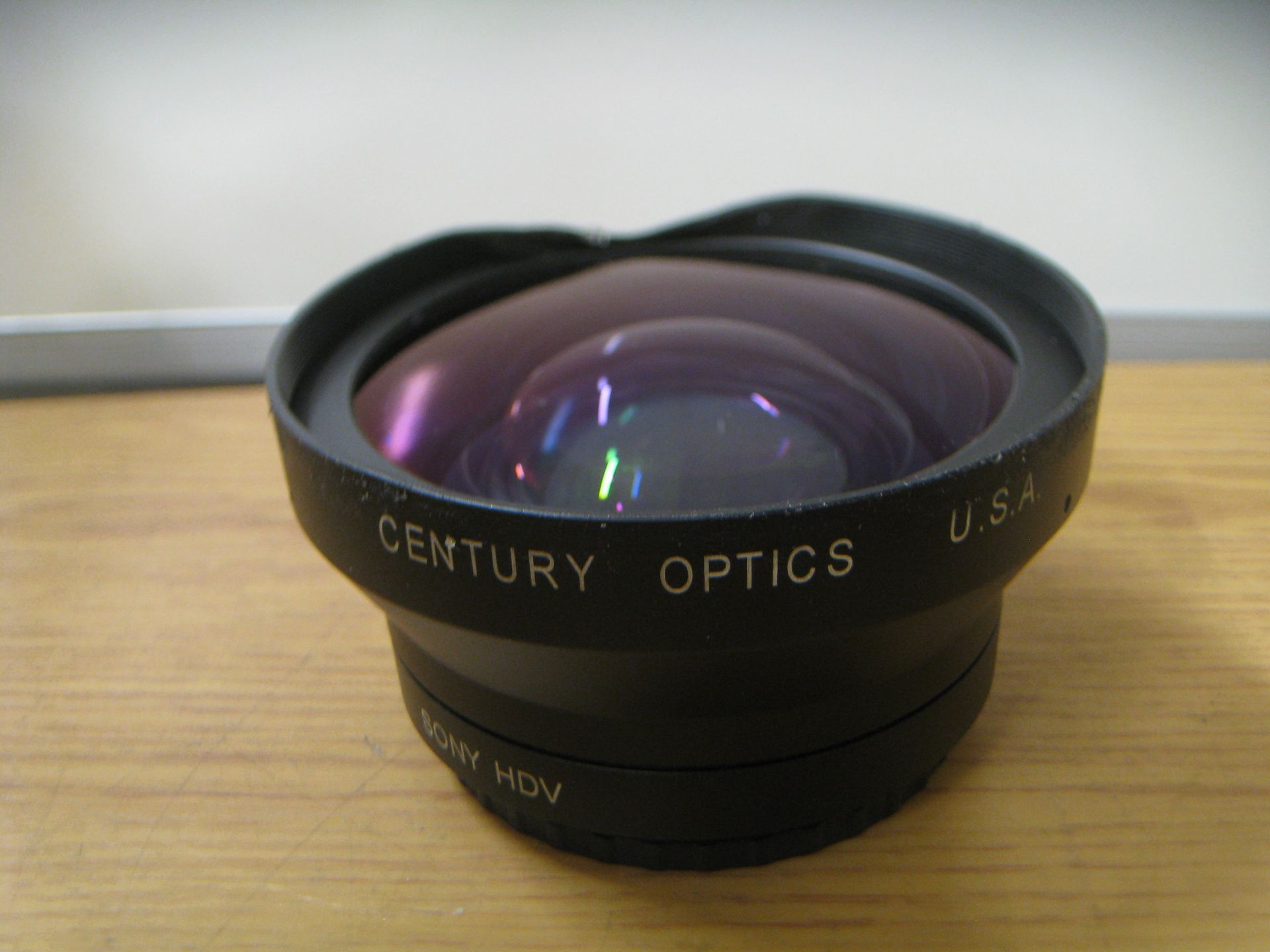 SONY HDV PRO SERIES HD 0.7x WIDE ANGLE CONVERTER C110852.(METAL LIP AT FRONT OF LENS BENT - SEE - Image 2 of 5