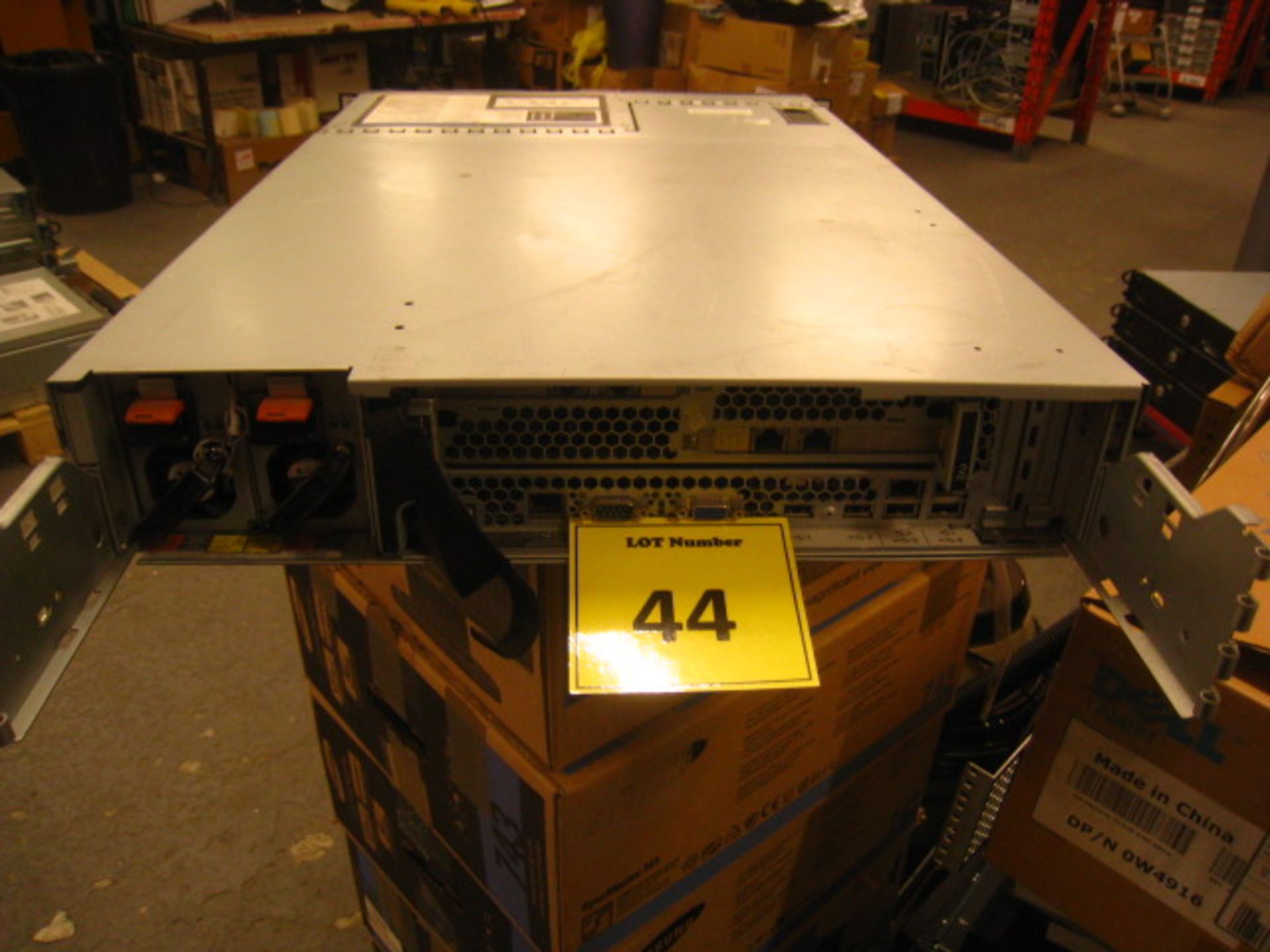 IBM X3650 2U RACKMOUNT FILE SERVER. 2 X QUAD CORE 2.66GHZ PROCESSORS (E5430), 8GB RAM, 2 X 73GB & - Image 2 of 2