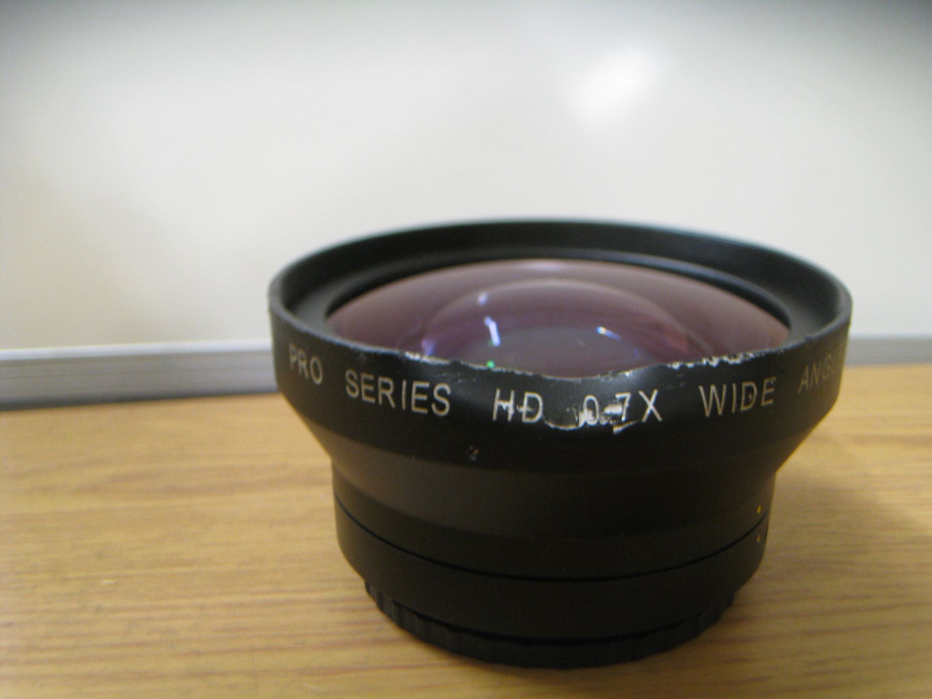 SONY HDV PRO SERIES HD 0.7x WIDE ANGLE CONVERTER C110852.(METAL LIP AT FRONT OF LENS BENT - SEE - Image 3 of 5