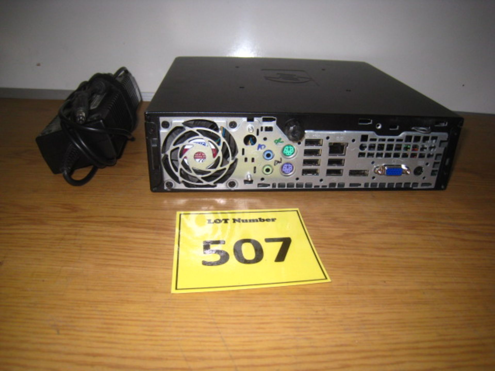 HP 8000 Core 2 Duo 3.16Mhz Processor ,Ultra Small Form Factor System Unit, 2048Gb/80Gb, DVDRW W7 Pro - Image 2 of 2