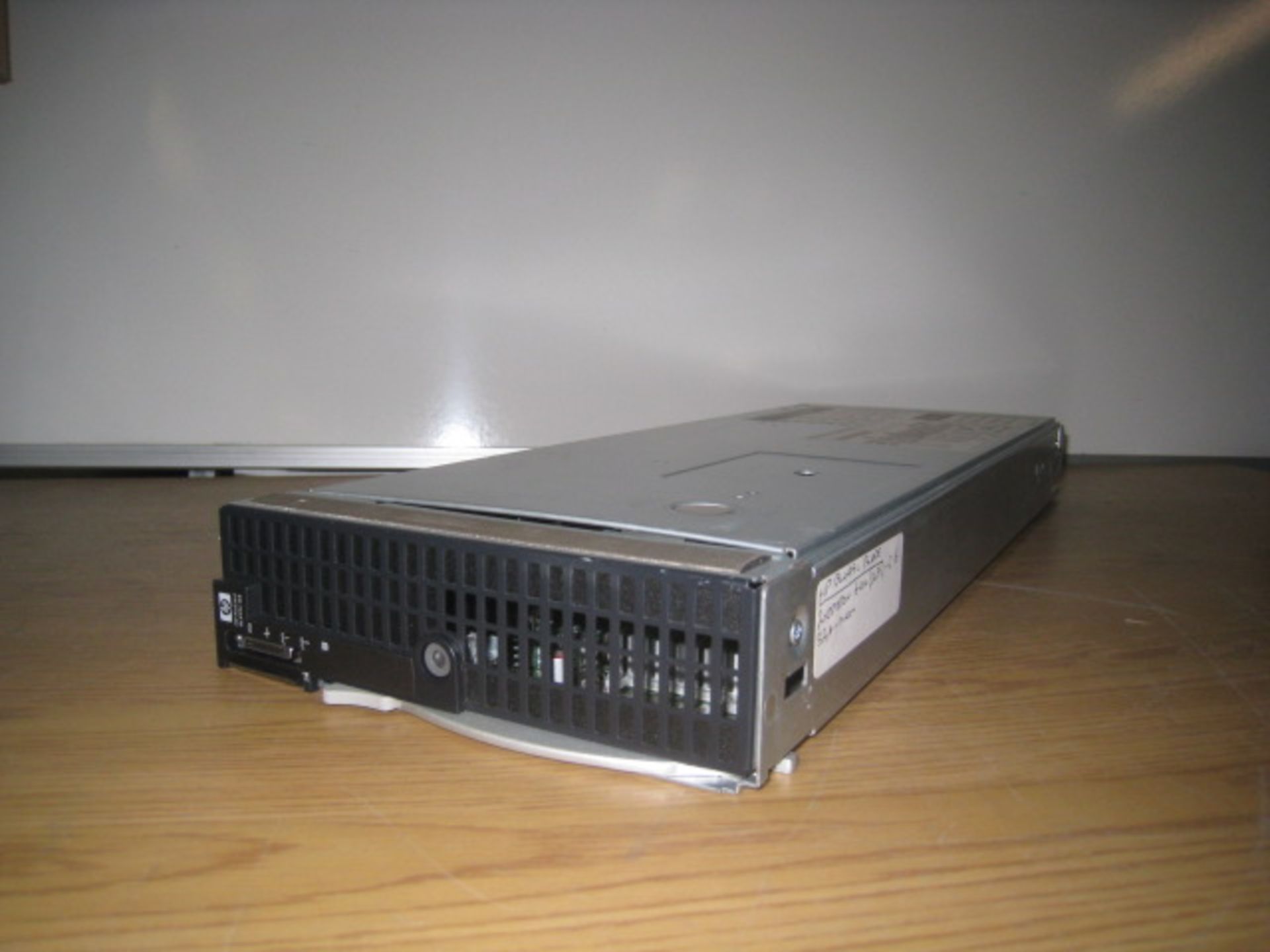 HP PROLIANT BL495c G6 SERVER BLADE. 2 X OPTERON SIX CORE 2.6GHZ (2435) PROCESSORS & 32GB RAM.