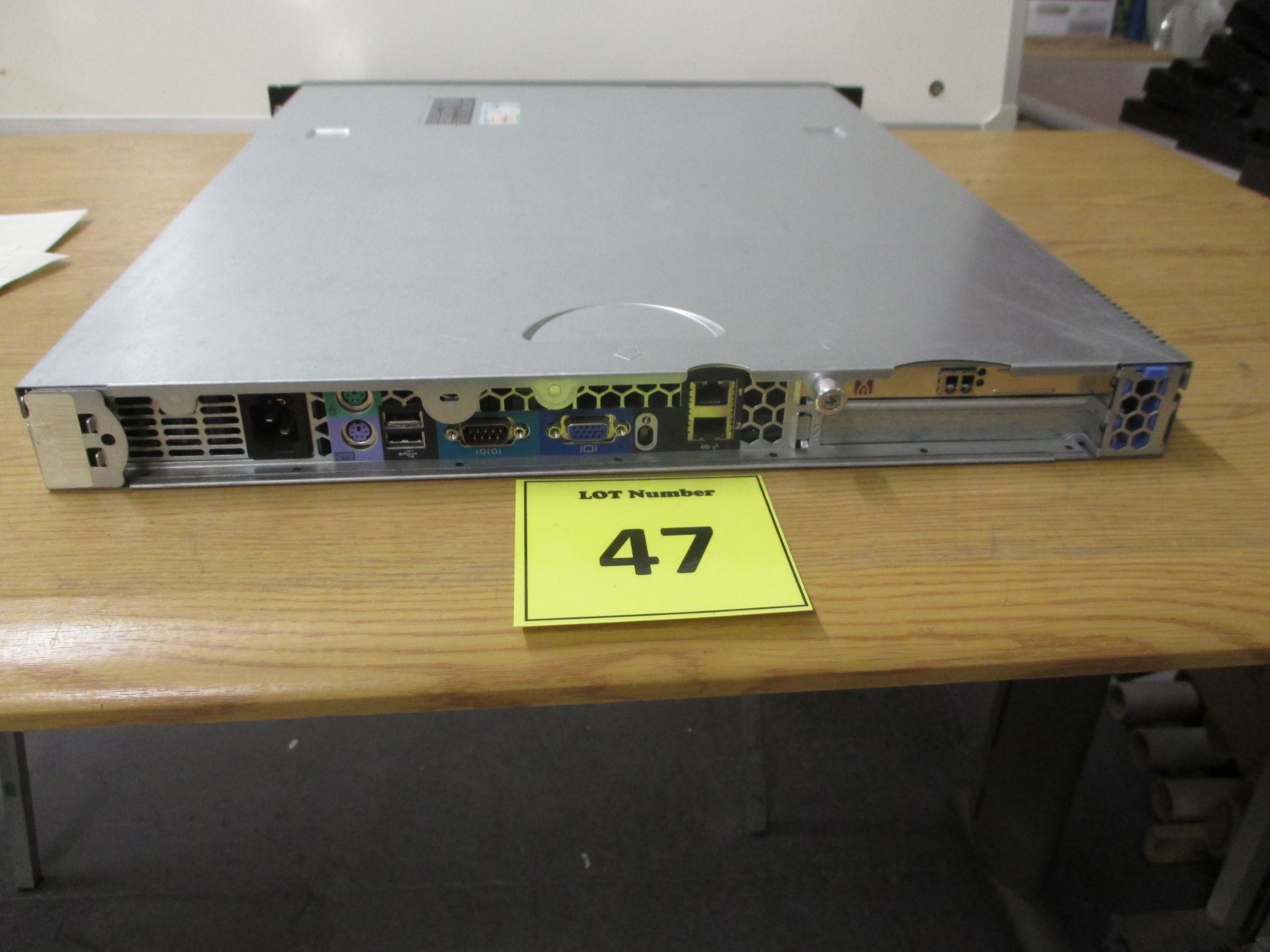 DELL POWEREDGE 860 1U RACKMOUNT FILE SERVER. QUAD CORE 2.13GHZ PROCESSOR, 4GB RAM, 2 X 73GB 3.5" SAS - Image 2 of 3