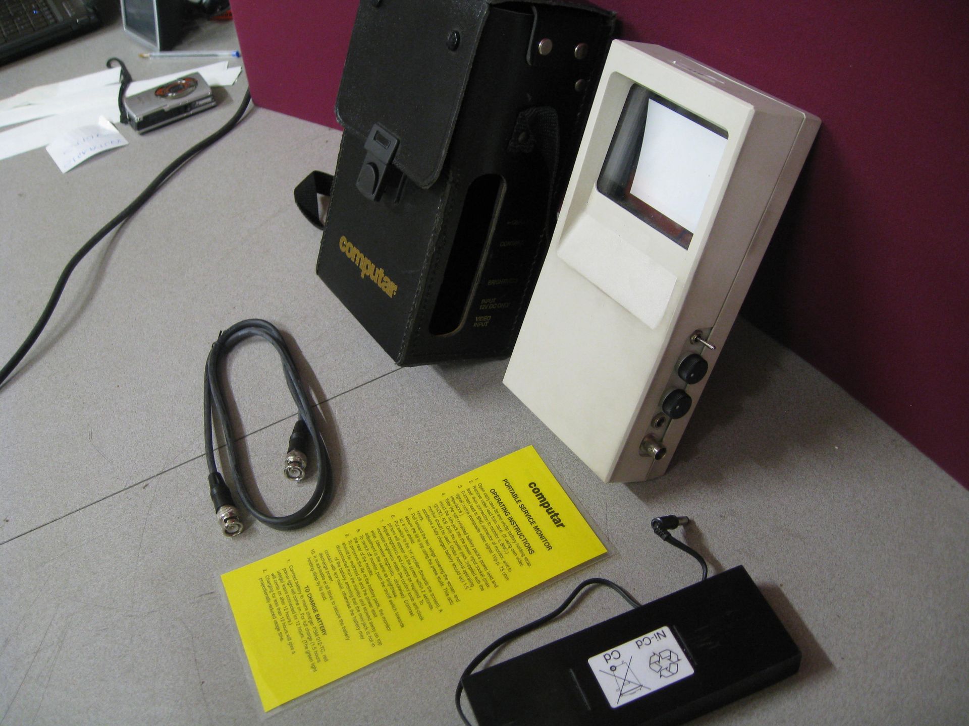 COMPUTAR PORTABLE SERVICE MONITOR IN CARRYCASE WITH CABLE AND RECHARGABLE BATTERY. SEE PHOTO. - Image 3 of 3