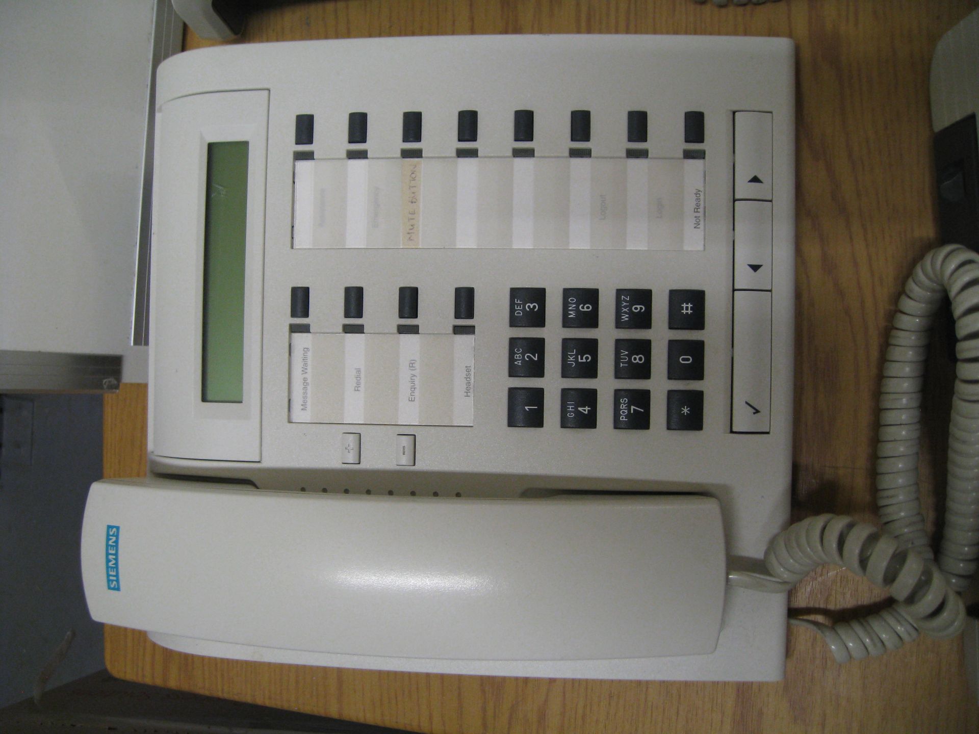 8 X SIEMENS OPTISET E ADVANCE BUSINESS TELEPHONES - Image 2 of 2