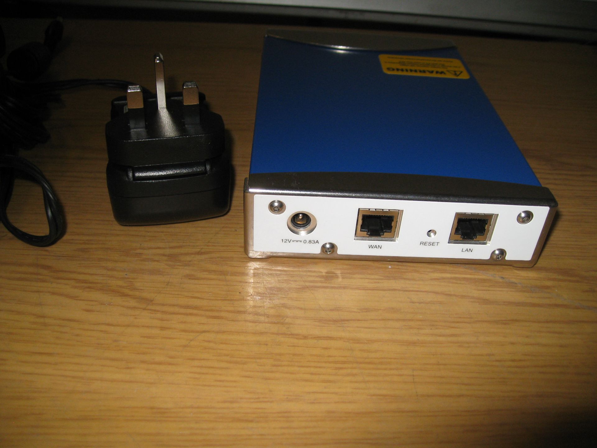 AEP Net Remote encryptor hardware VPN (virtual private network) client with psu. More info at: www. - Image 2 of 3