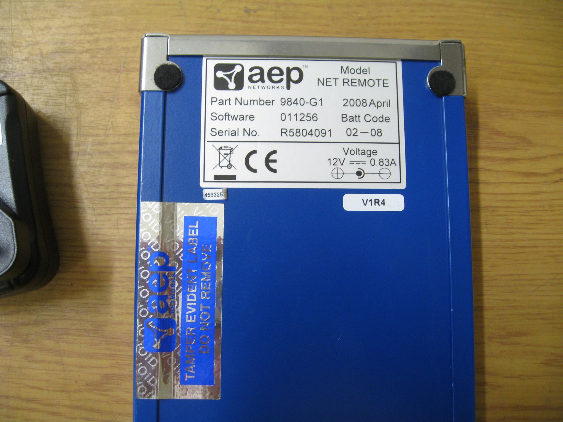 AEP Net Remote encryptor hardware VPN (virtual private network) client with psu. More info at: www. - Image 3 of 3