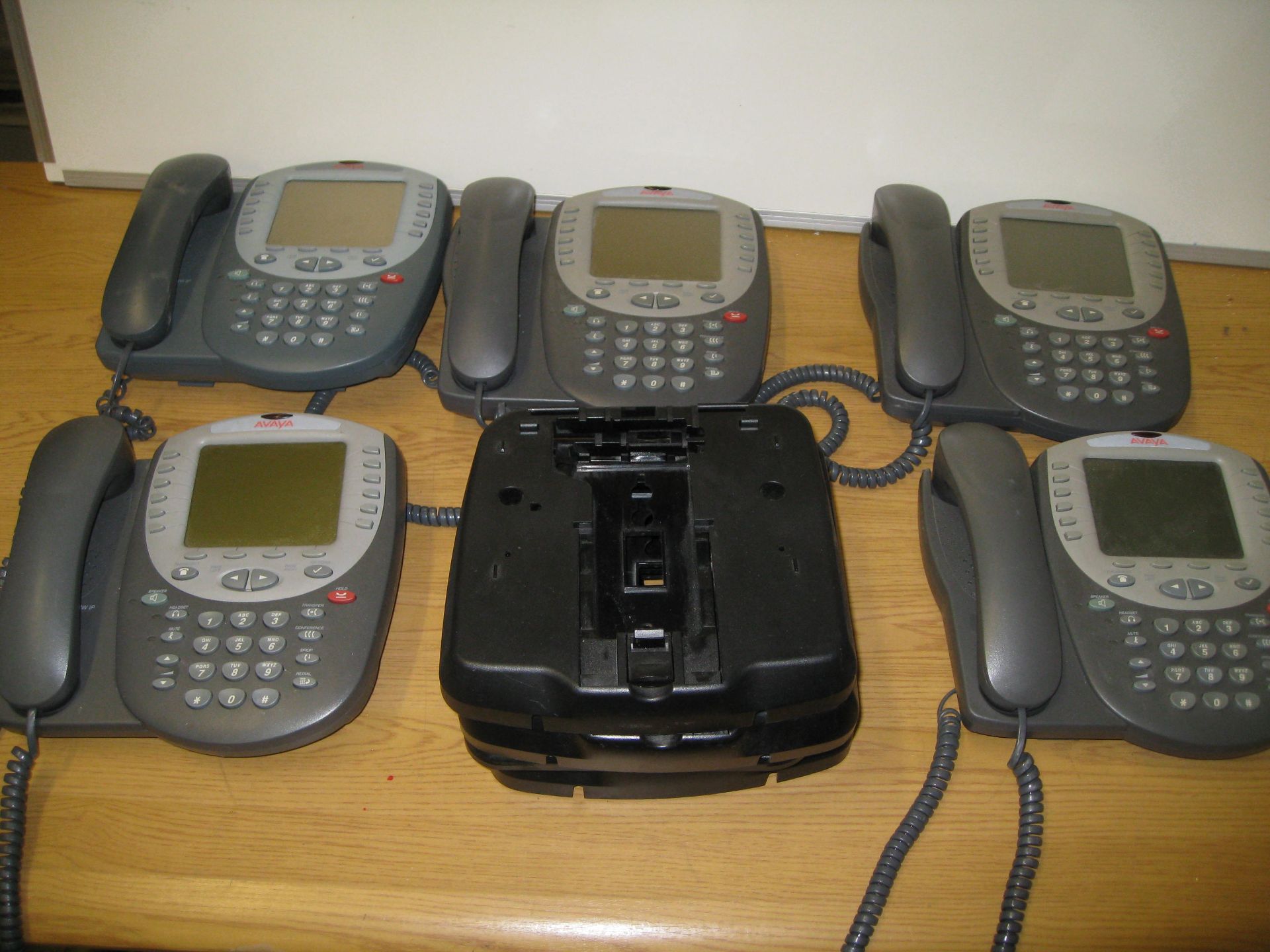 5 x Avaya 4621SW IP VoIP Office Telephones complete with handsets and stands