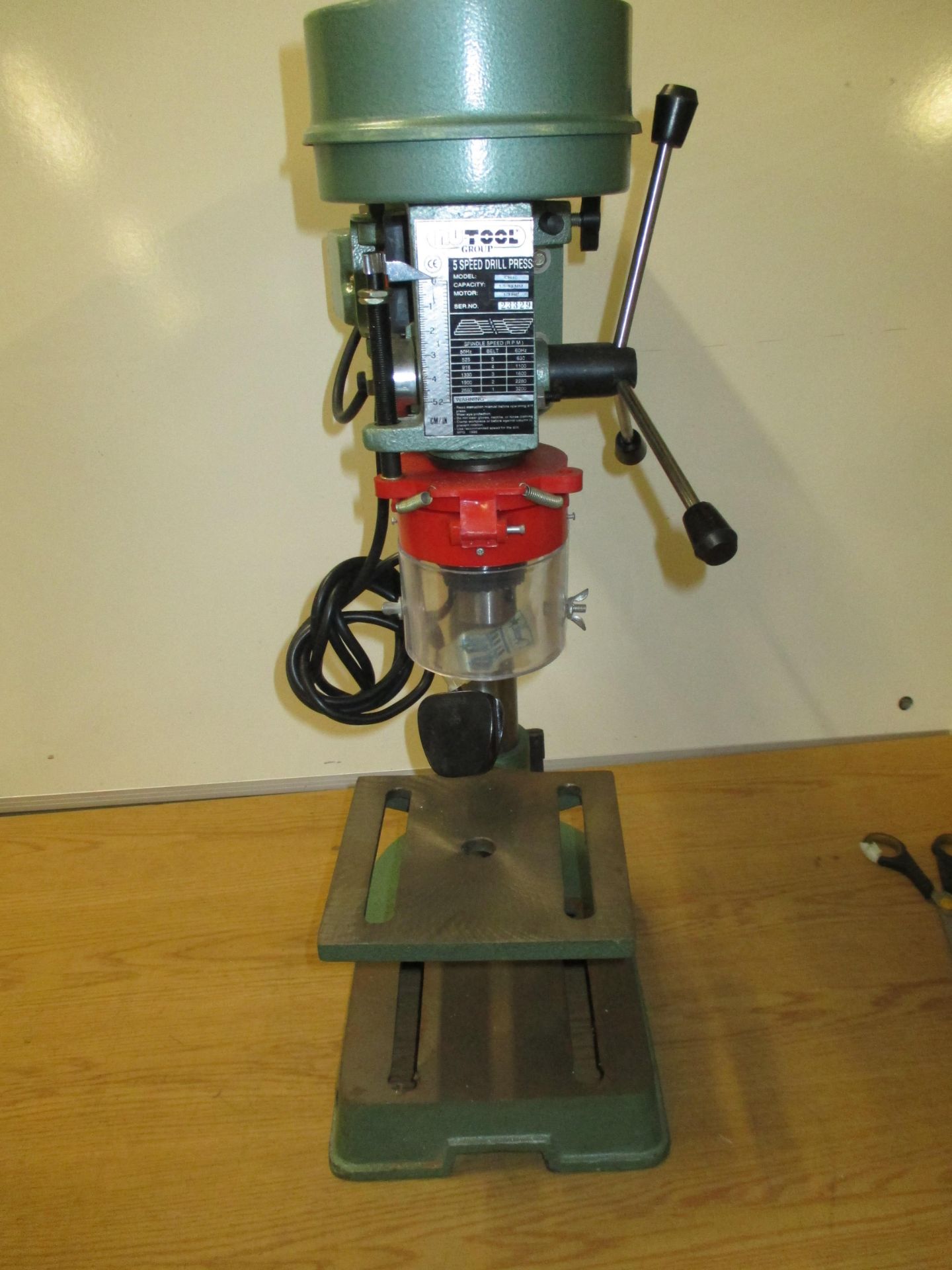 NU-TOOL 5 SPEED DRILL PRESS. HAD VERY LITTLE USE - Image 3 of 5