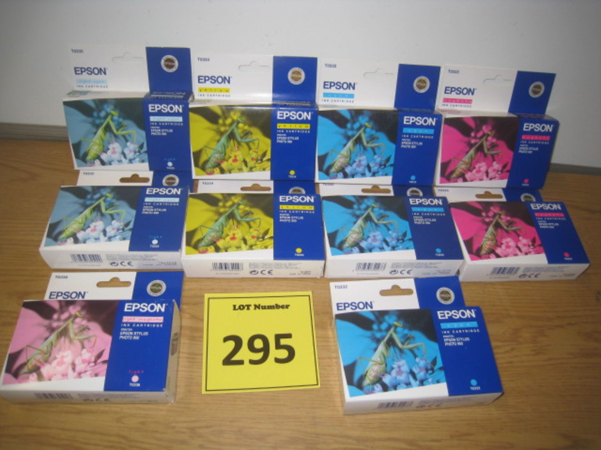 10 X GENUINE EPSON INK CARTRIDGES FOR EPSON PHOTO STYLUS 950. MAGENTA X2, CYAN X 3, YELLOW X 2,