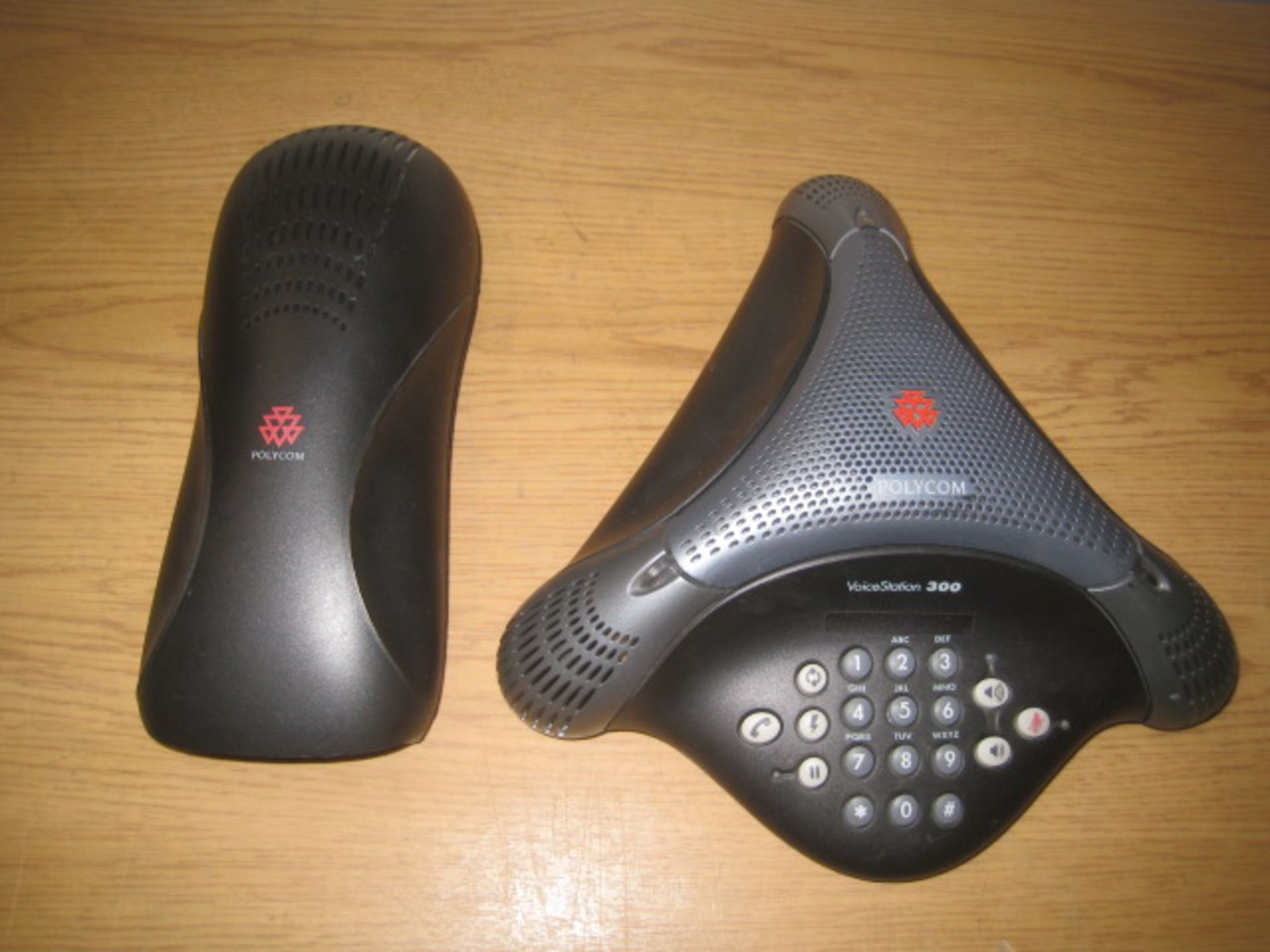 POLYCOM VOICESTATION 300 CONFERENCE TELEPHONE WITH POLYCOM VOICESTATION 300/500 UNIVERSAL MODULE