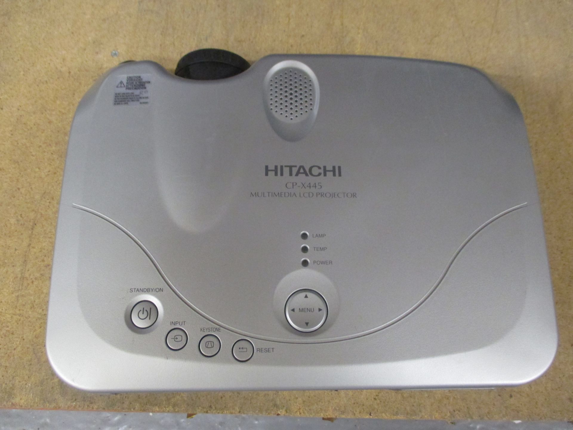 HITACHI CP-X445 MULTIMEDIA LCD PROJECTOR. SHOWING 1172 LAMP HOURS - Bild 2 aus 3