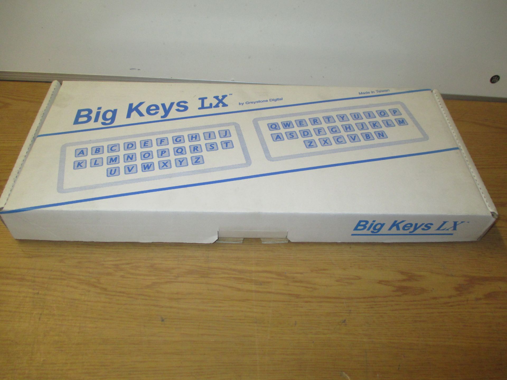 BigKeys LX QWERTY BLACK KEYBOARD. BOXED - Image 2 of 2