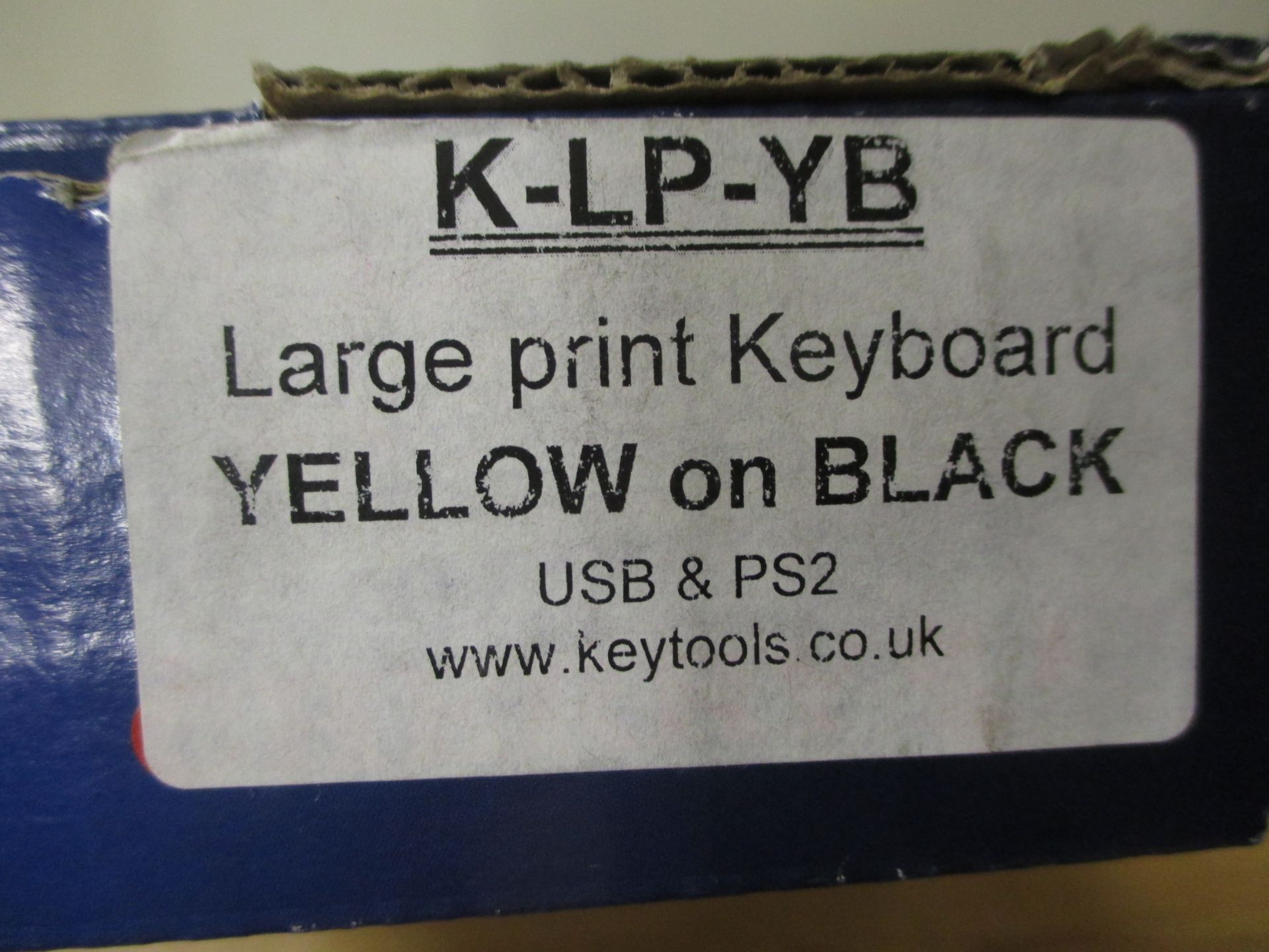 KIDGLOVE LARGE PRINT YELLOW ON BLACK KEYBOARD BY KEYTOOLS. NEW & BOXED. K-LP-YB. USB & PS2 - Bild 3 aus 3