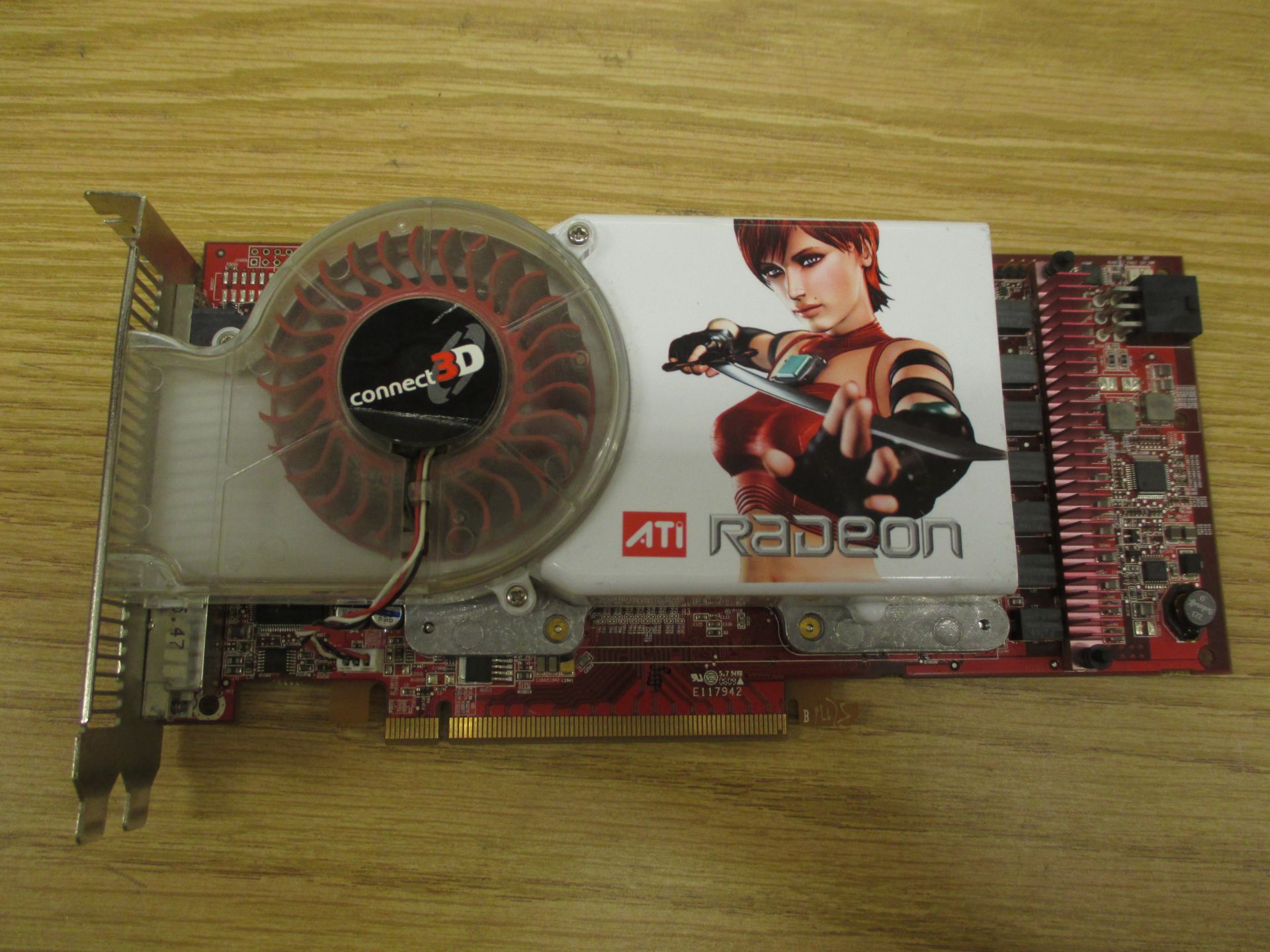 ATI RADEON X1900 512MB CROSSFIRE EDITION PCI-E EXPRESS GDDR3+DVI+CROSSFIRE