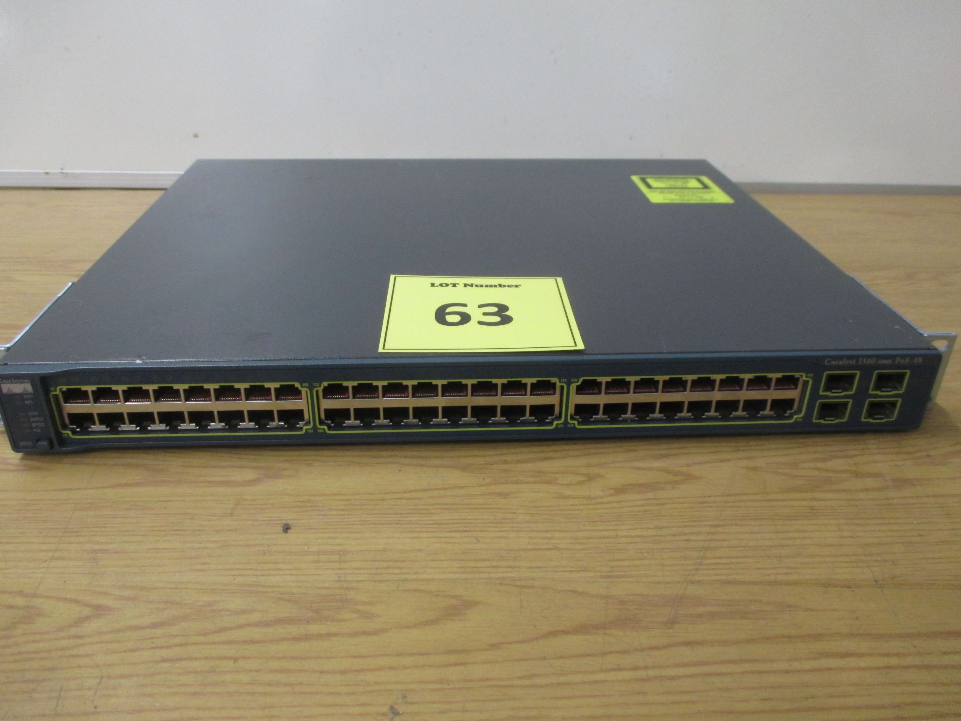 CISCO CATALYST 3560 SERIES PoE-48. 48 PORT NETWORK SWITCH. MODEL WS-C3560-48PS-S