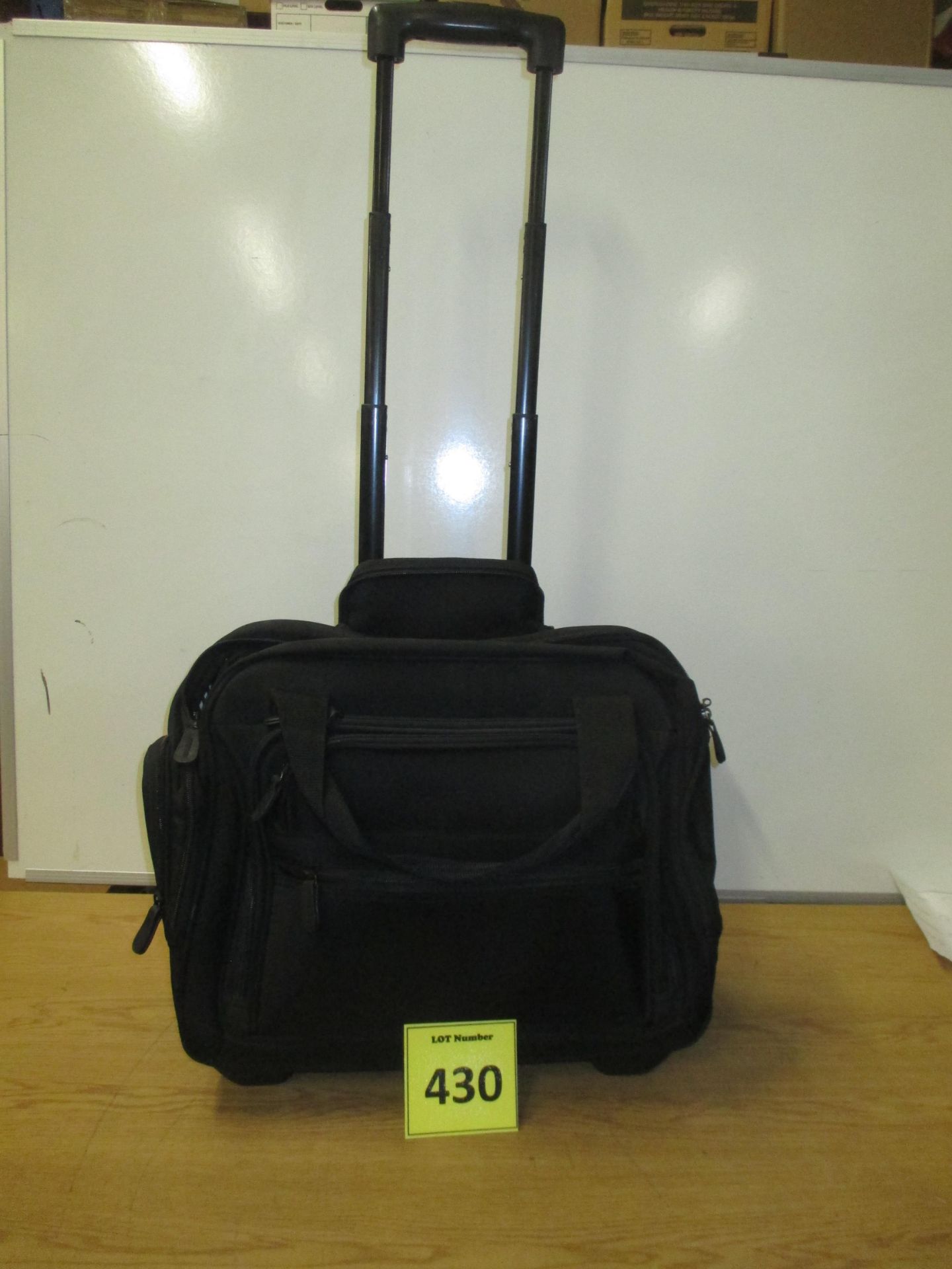 TROLLEY BAG WITH MANY USEFUL COMPARTMENTS FOR LAPTOPS ETC