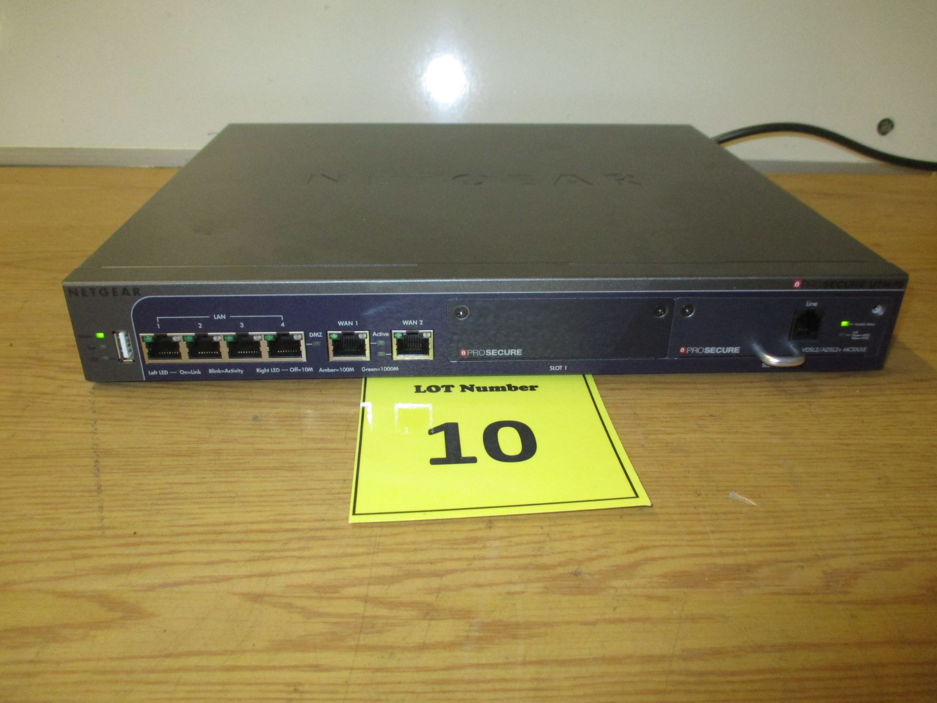 NETGEAR PROSECURE UNIFIED THREAT MANAGEMENT UTM9S. WITH VDSL2/ADSL2+ MODULE