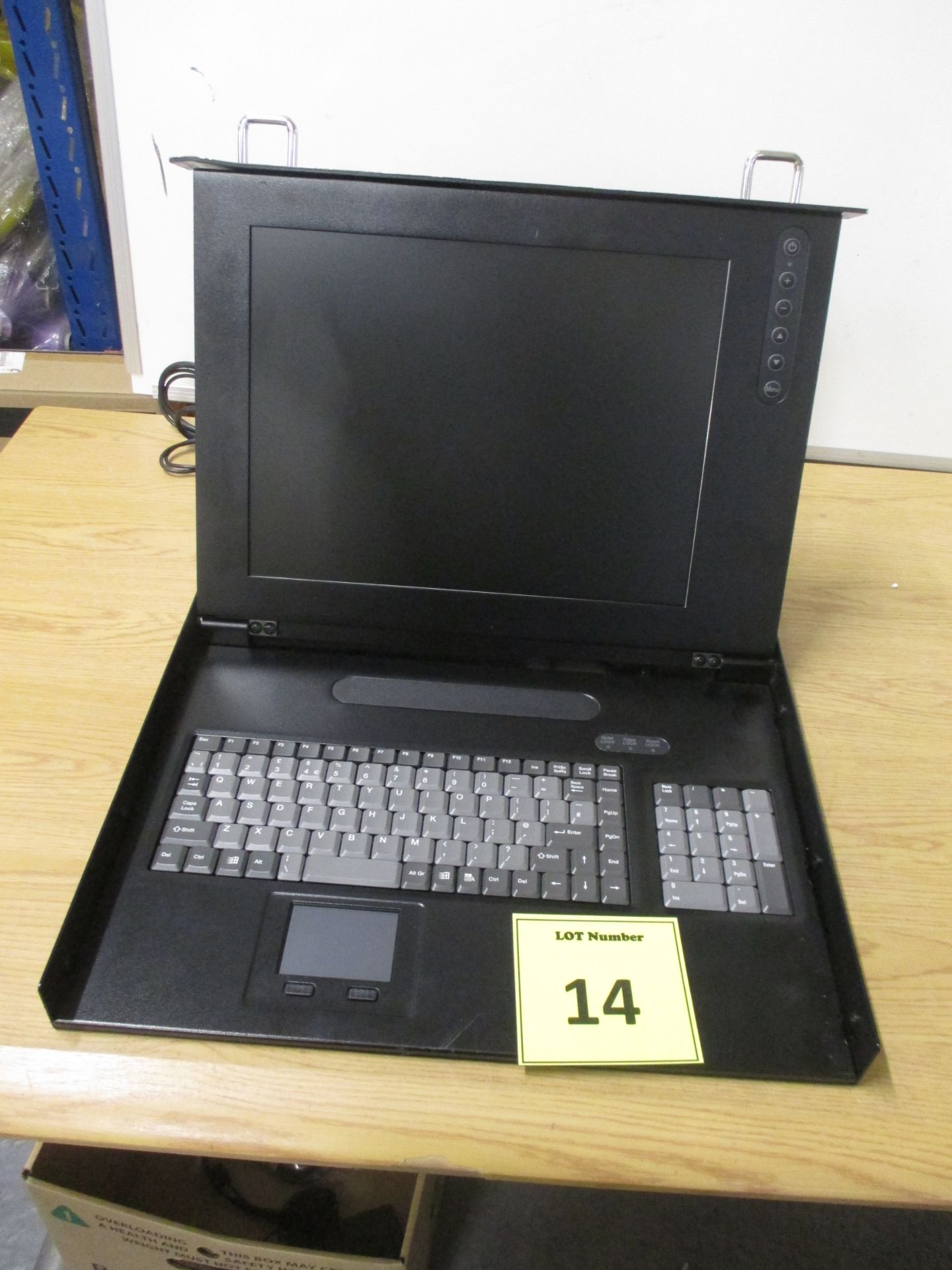 ROSE 15" RACKMOUNT SCREEN/KEYBOARD/MOUSE. MODEL RMD-515