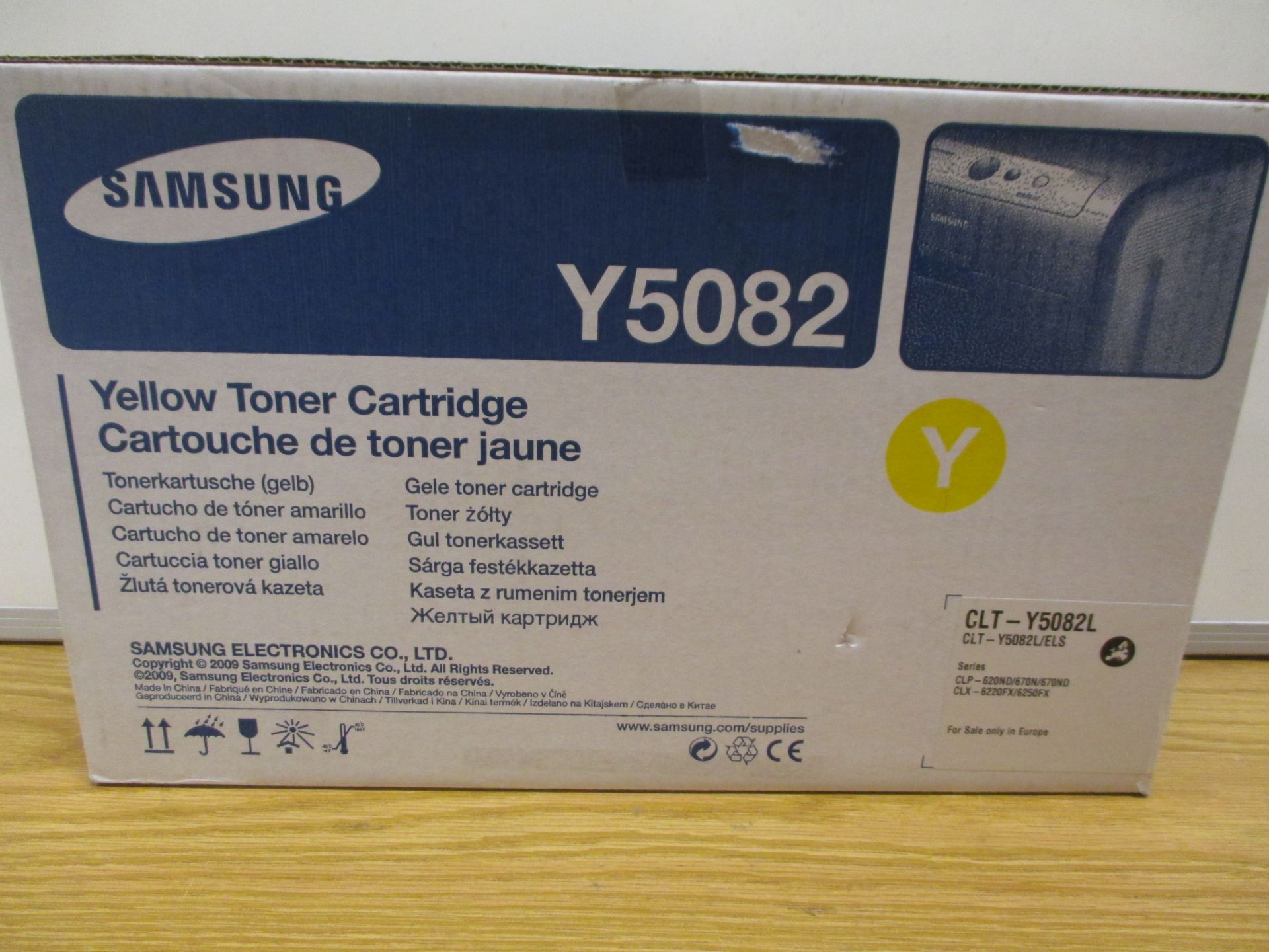 SAMSUNG. GENUINE ORIGINAL YELLOW TONER CARTRIDGE Y5082