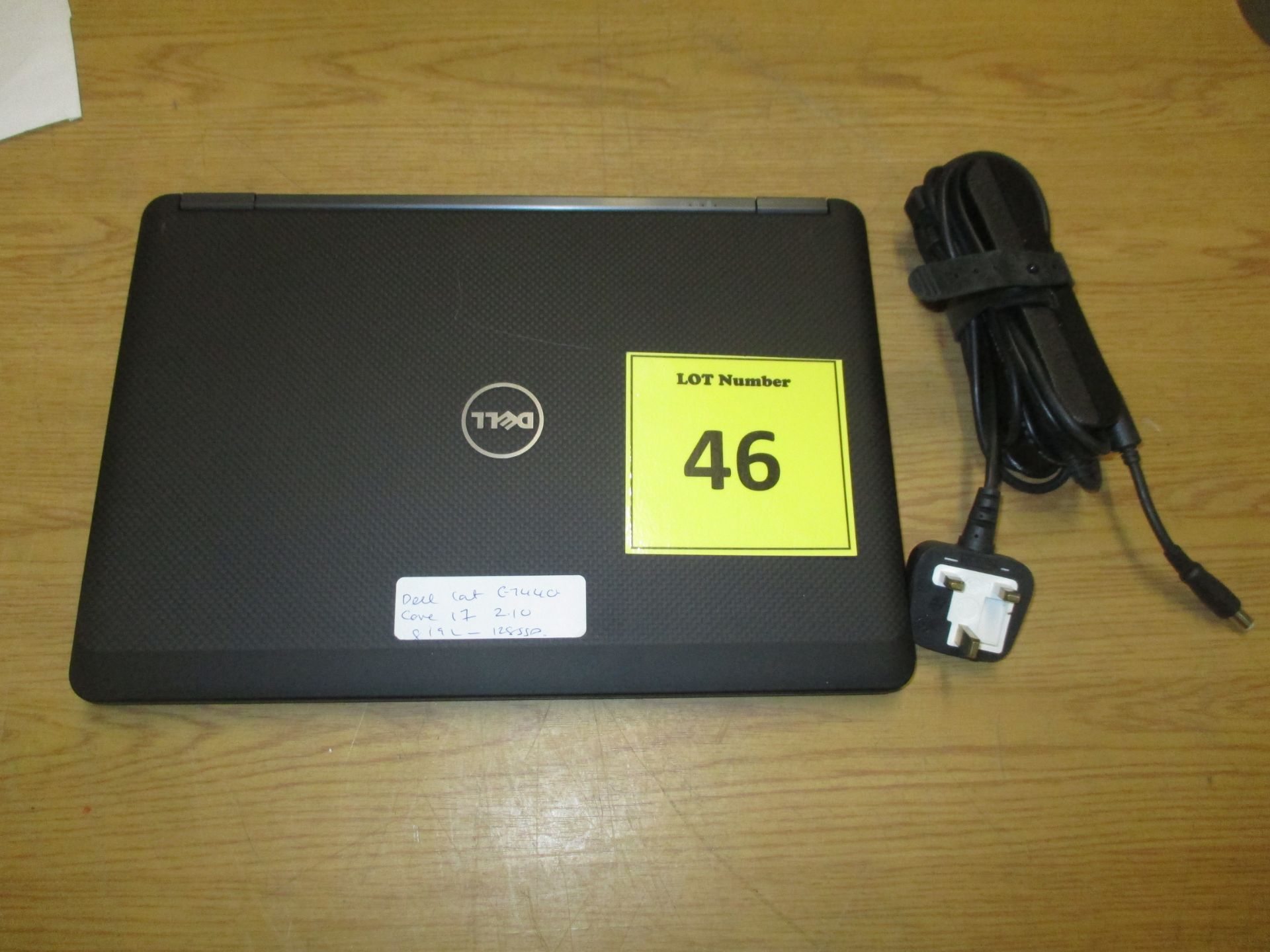 DELL LATITUDE E7440 LAPTOP. CORE i7 2.10 GHZ PROCESSOR, 8GB RAM, 128GB SSD. WITH PSU & W8 STICKER - Image 2 of 2