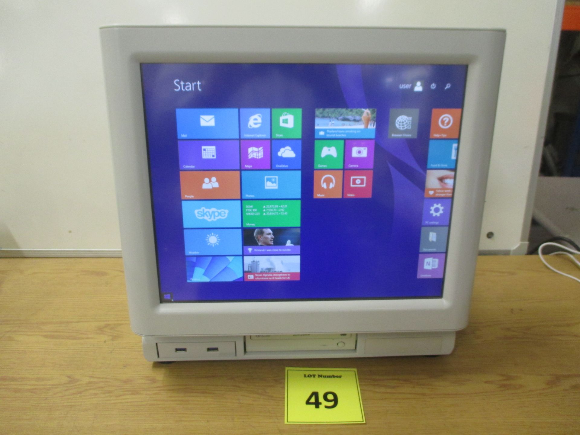 POINT OF SALE ALL IN ONE PC WITH 17" TOUCHSCREEN.DUAL CORE 3.0GHZ PROCESSOR, 4GB RAM, 160GB HDD,