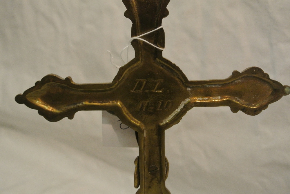 COLLECTABLES - A brass crucifix on stand, measurin - Image 2 of 2