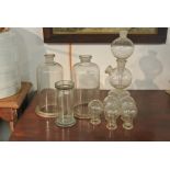 CERAMICS/ GLASS - A collection of 9 antique glass