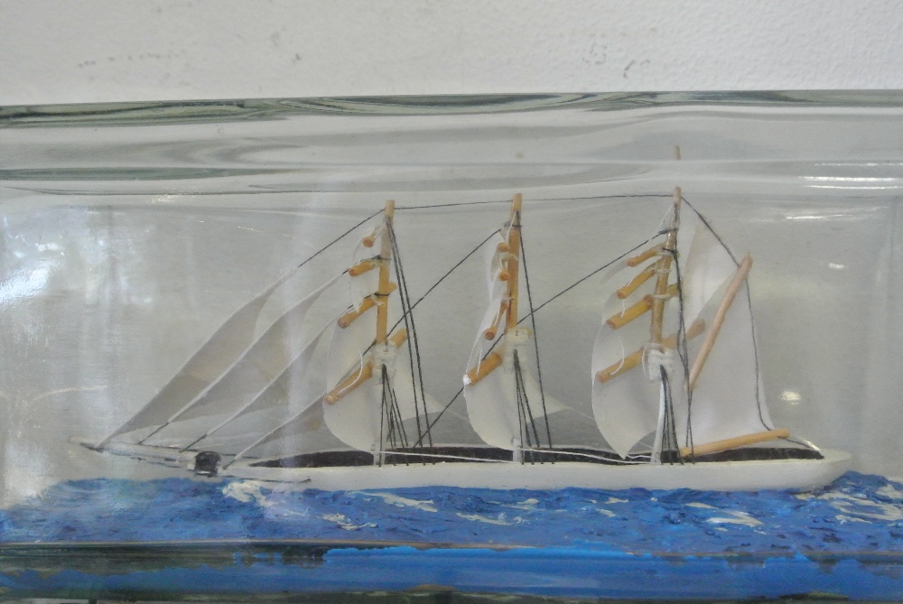 COLLECTABLES - A collection of 4 vintage ship in g - Image 4 of 5