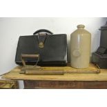 COLLECTABLES - A collection of 4 vintage items to