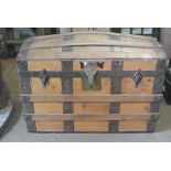 COLLECTABLES - A stunning antique hump top chest/