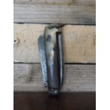 MILITARIA - An original horn handled folding pocke