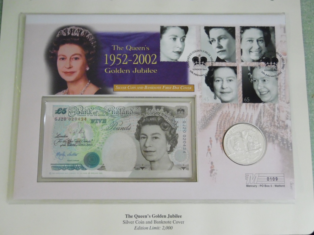 COINS/ NOTES - A limited edition commemorative £5