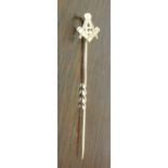 GOLD - A 9ct gold Masonic tie pin, total weight =