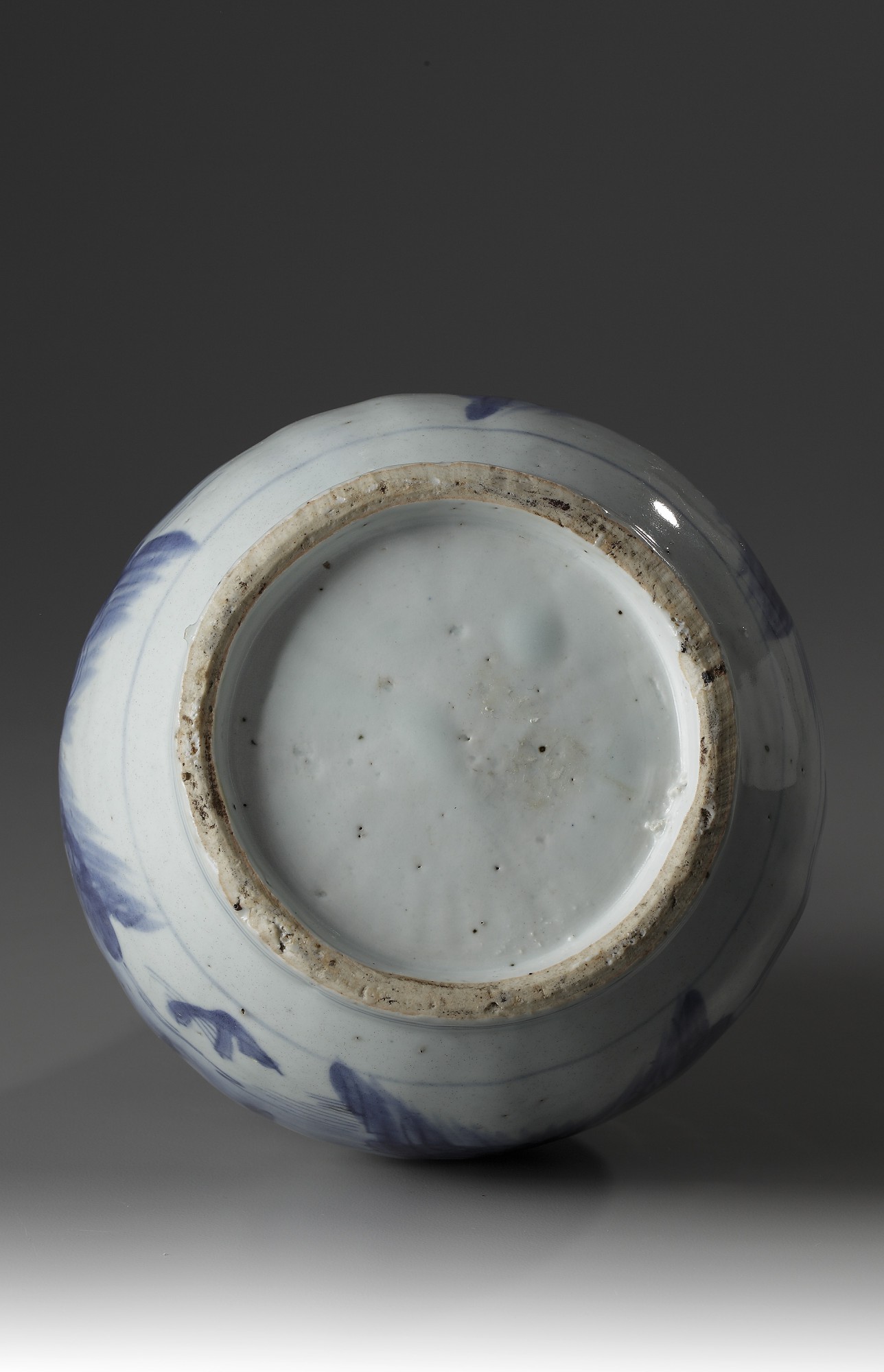 A blue and white garlic-head vase - Image 4 of 5
