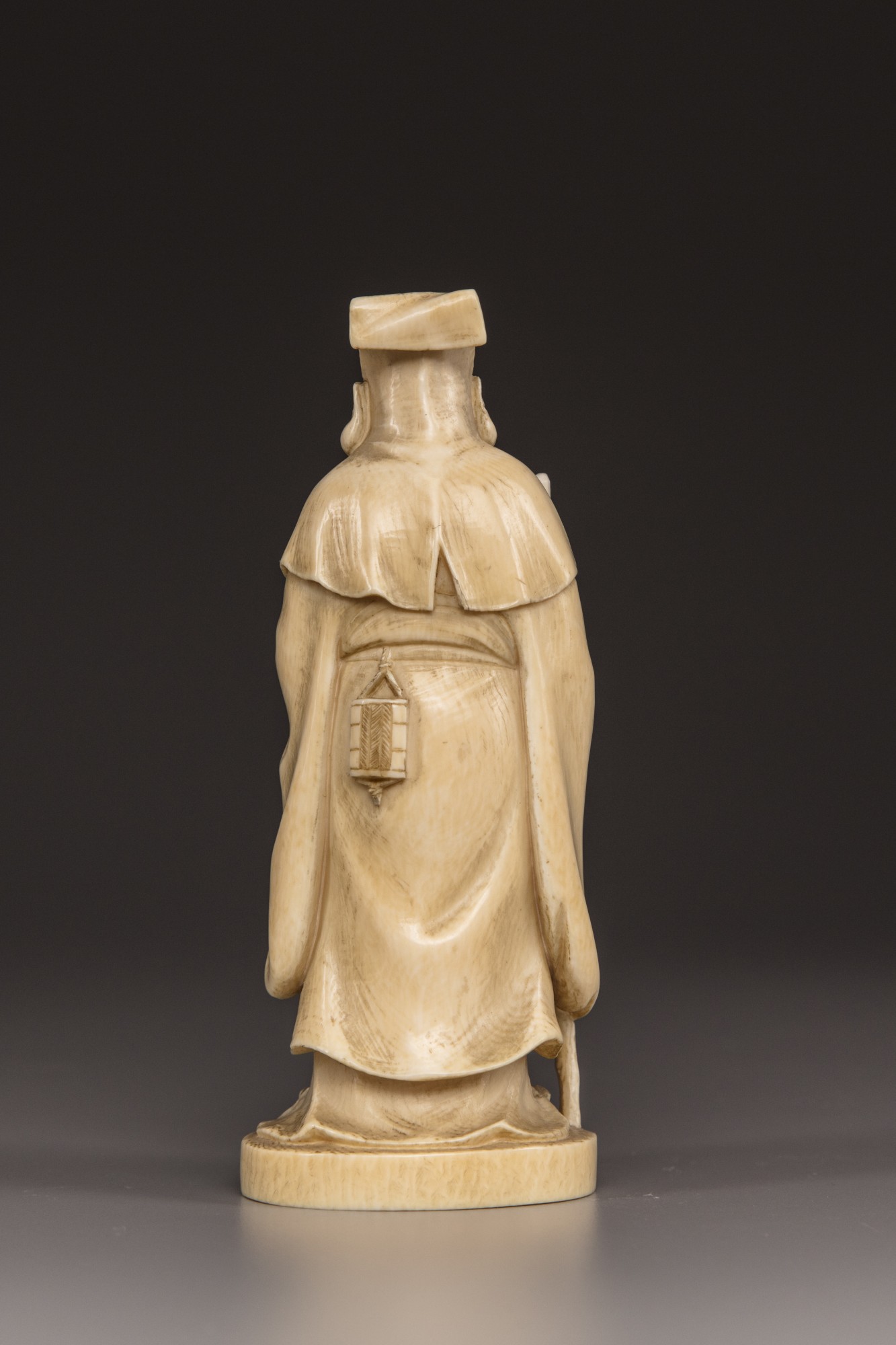 An ivory carving of Jurojin - Image 3 of 4