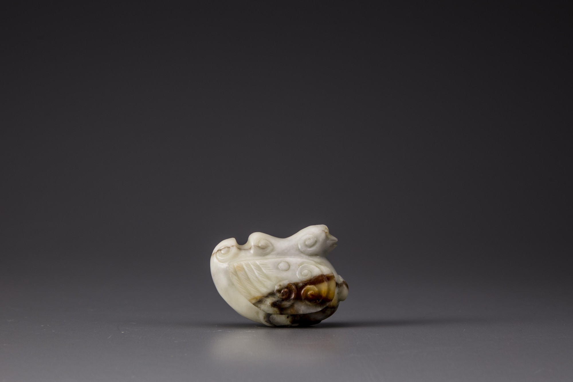 A jadeite carivng of a mandarin duck - Image 2 of 4